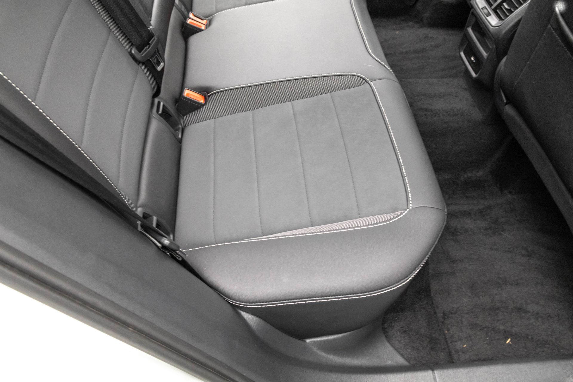 2023 VOLKSWAGEN TAOS - Image 34