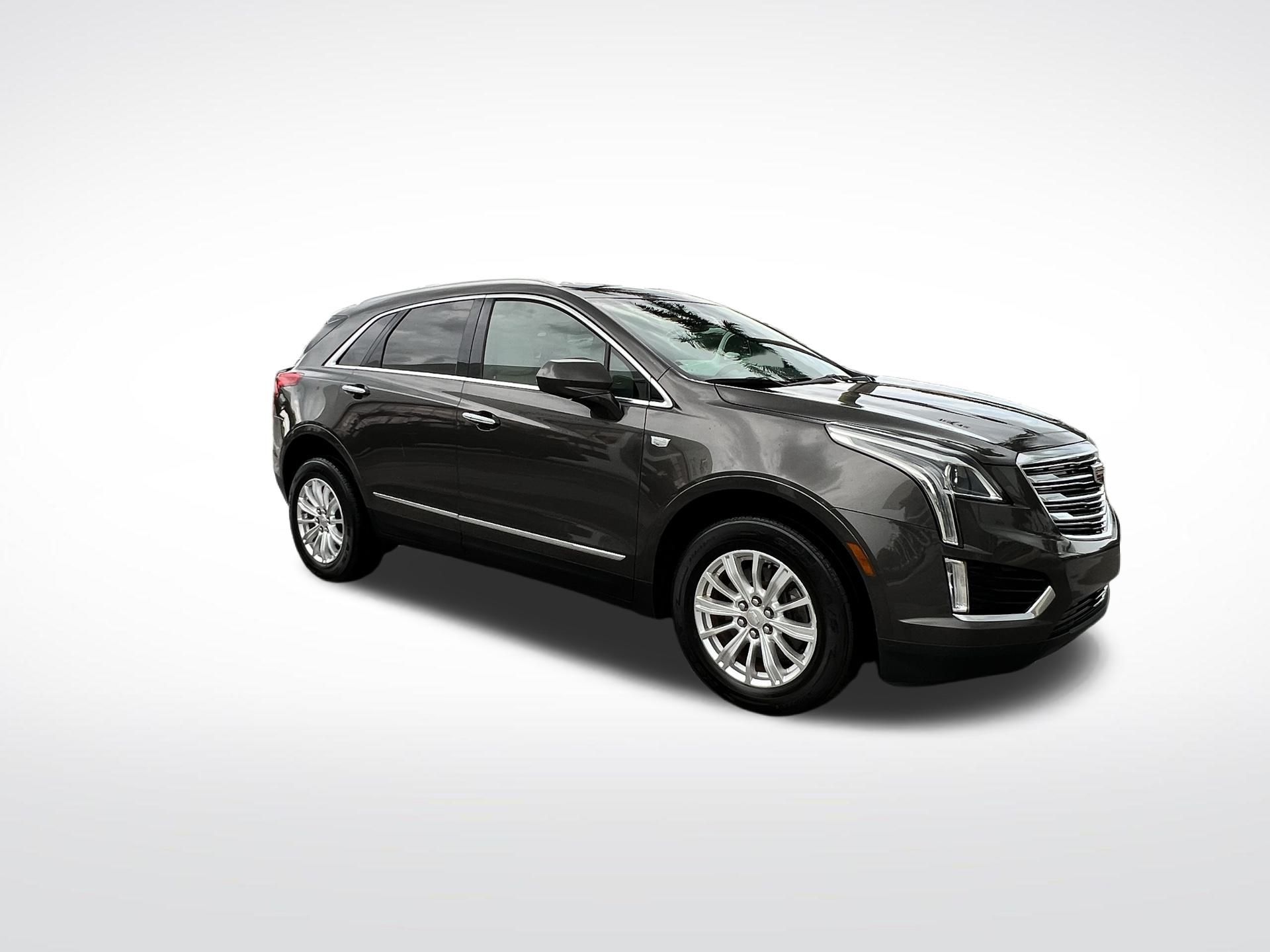 2019 Cadillac XT5 .. 23