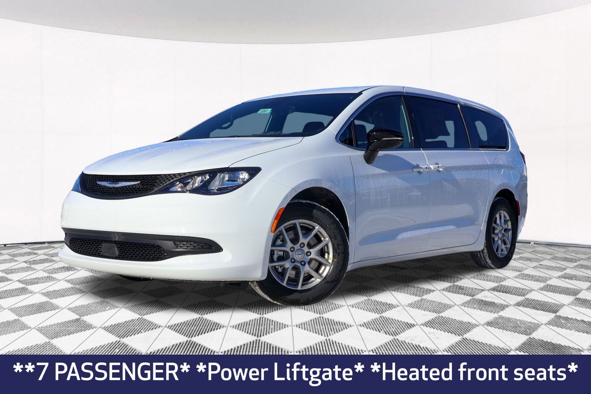 2026 CHRYSLER VOYAGER - Image 2