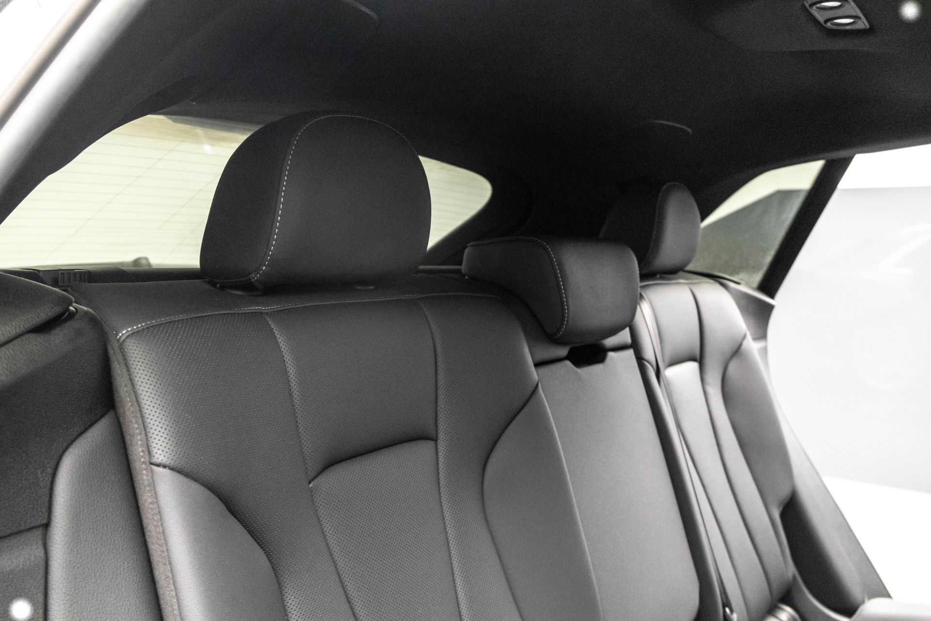 2019 AUDI Q8 - Image 38