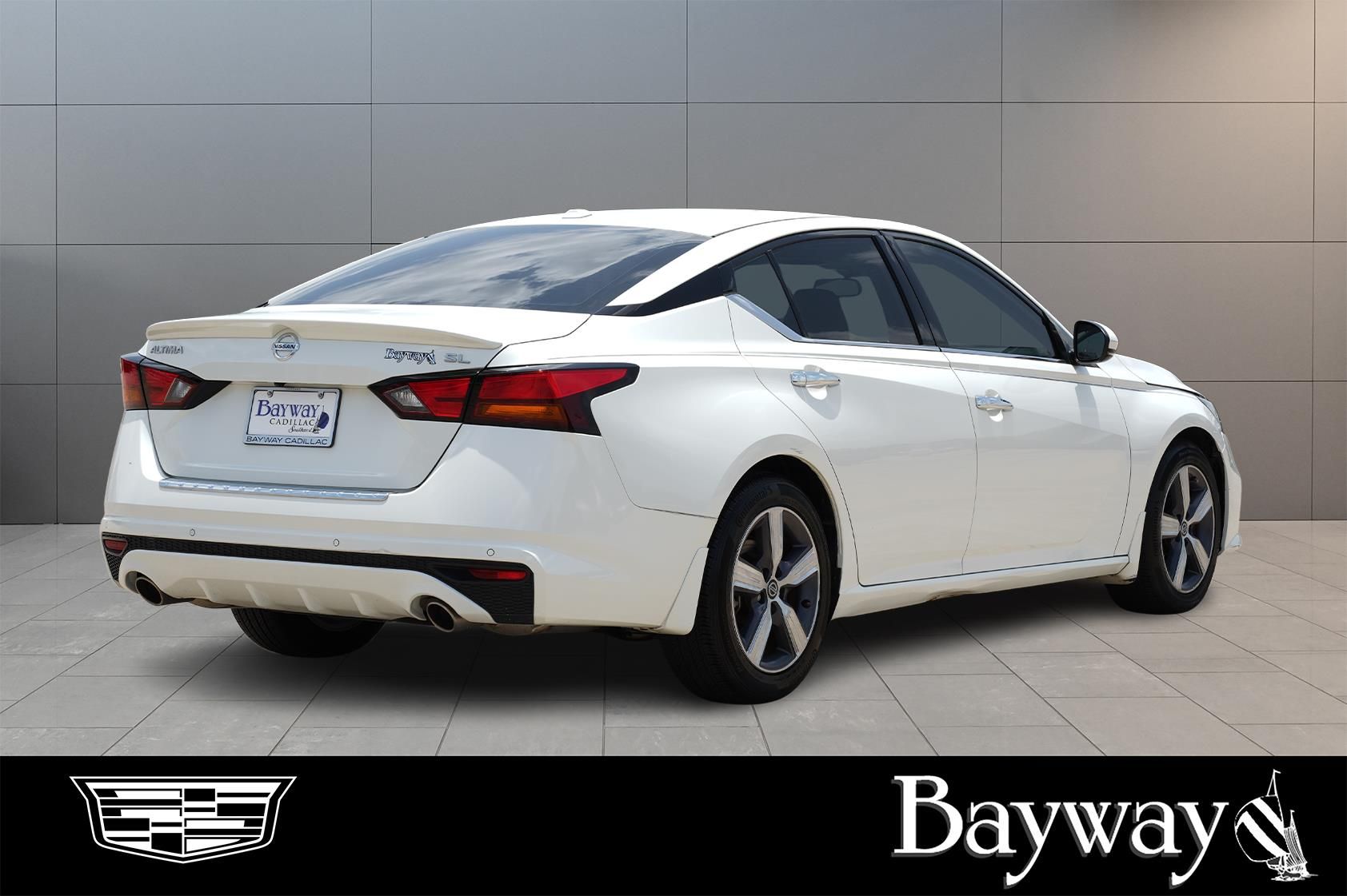 2022 Nissan Altima 2.5 SL White at Bayshore Chrysler Jeep Dodge Ram
