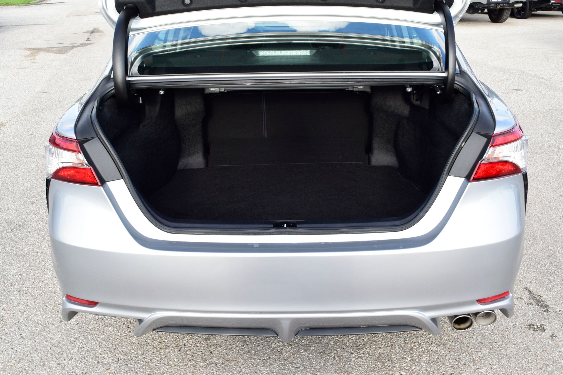 2019 Toyota Camry SE Silver at Emmons Autoplex