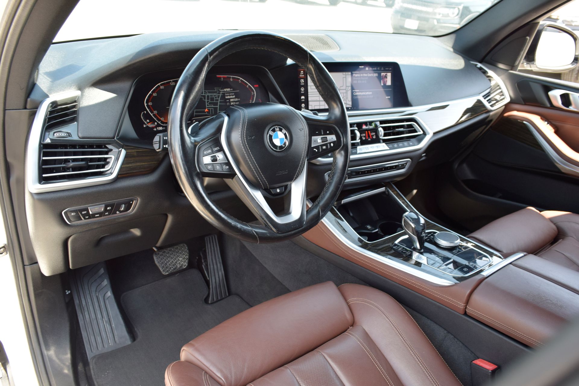 2019 BMW X5 xDrive40i White at Ultimate Motorsports