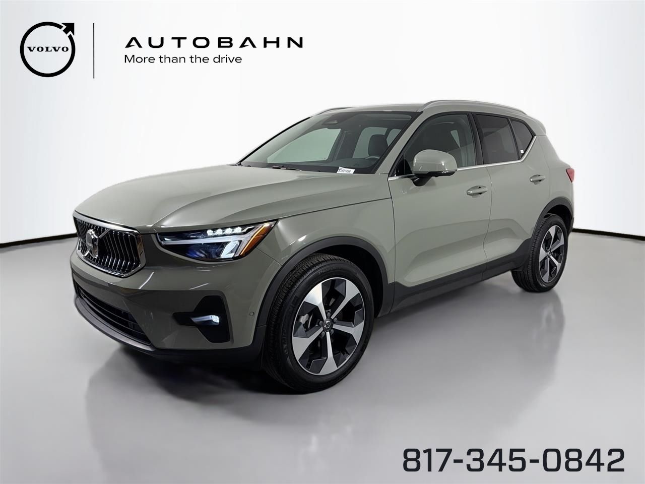 Sage Green Metallic 2025 Volvo XC40 B5 Plus Bright Theme AWD SUV / Crossover All-Wheel Drive Automatic
