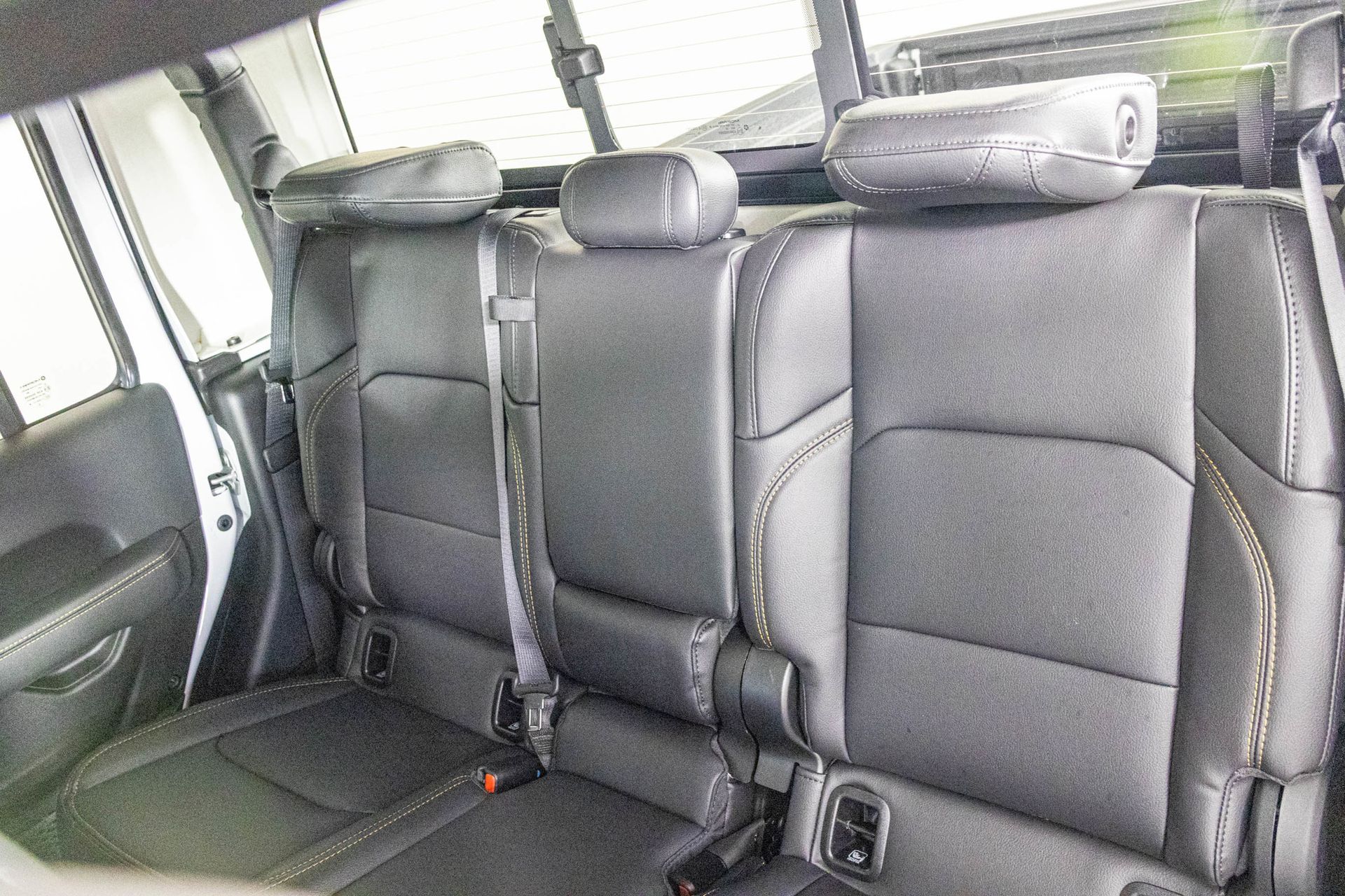 2025 JEEP GLADIATOR - Image 31