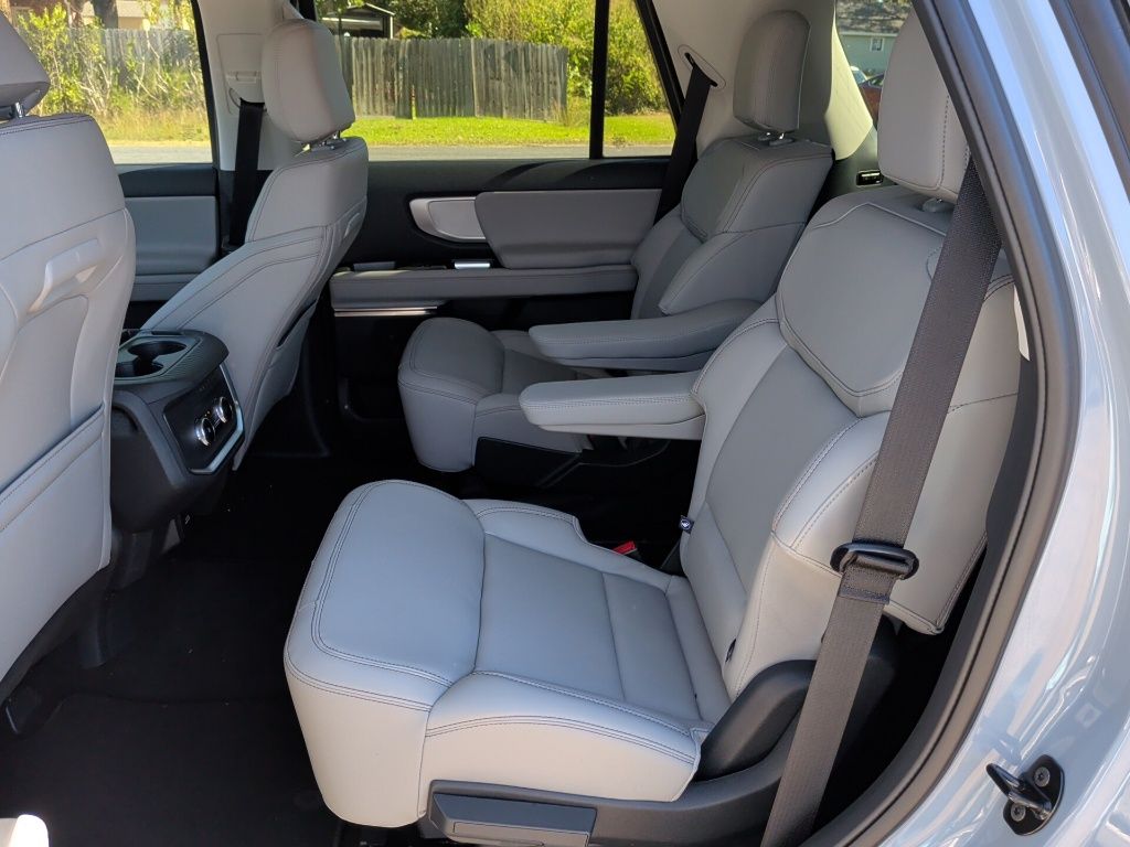 2025 Ford Expedition Active - 9