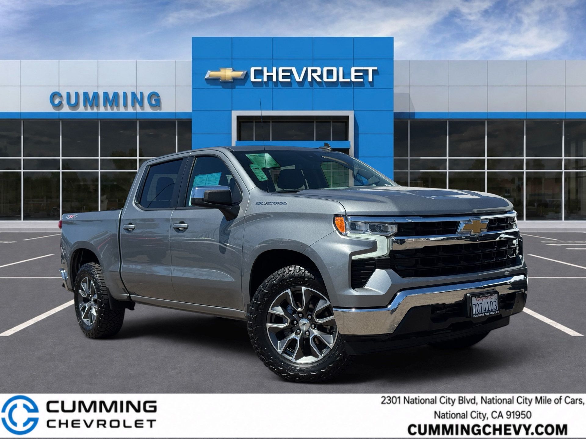 Sterling Gray Metallic 2023 Chevrolet Silverado 1500 Pickup Truck Four-Wheel Drive 8-Speed Automatic