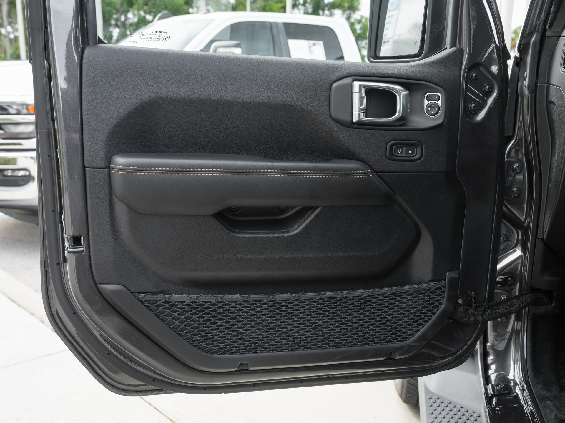used 2025 Jeep Wrangler car, priced at $33,200
