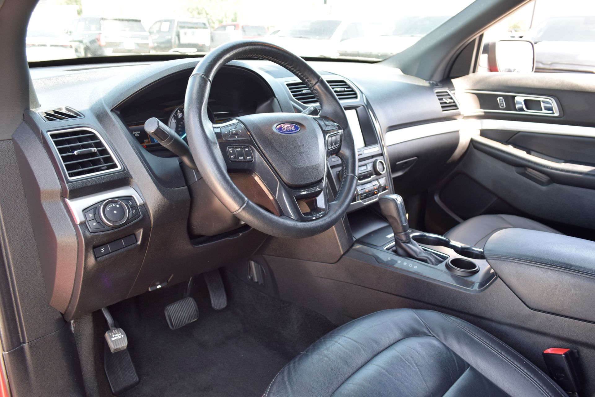 2017 Ford Explorer XLT Red at Autostrade