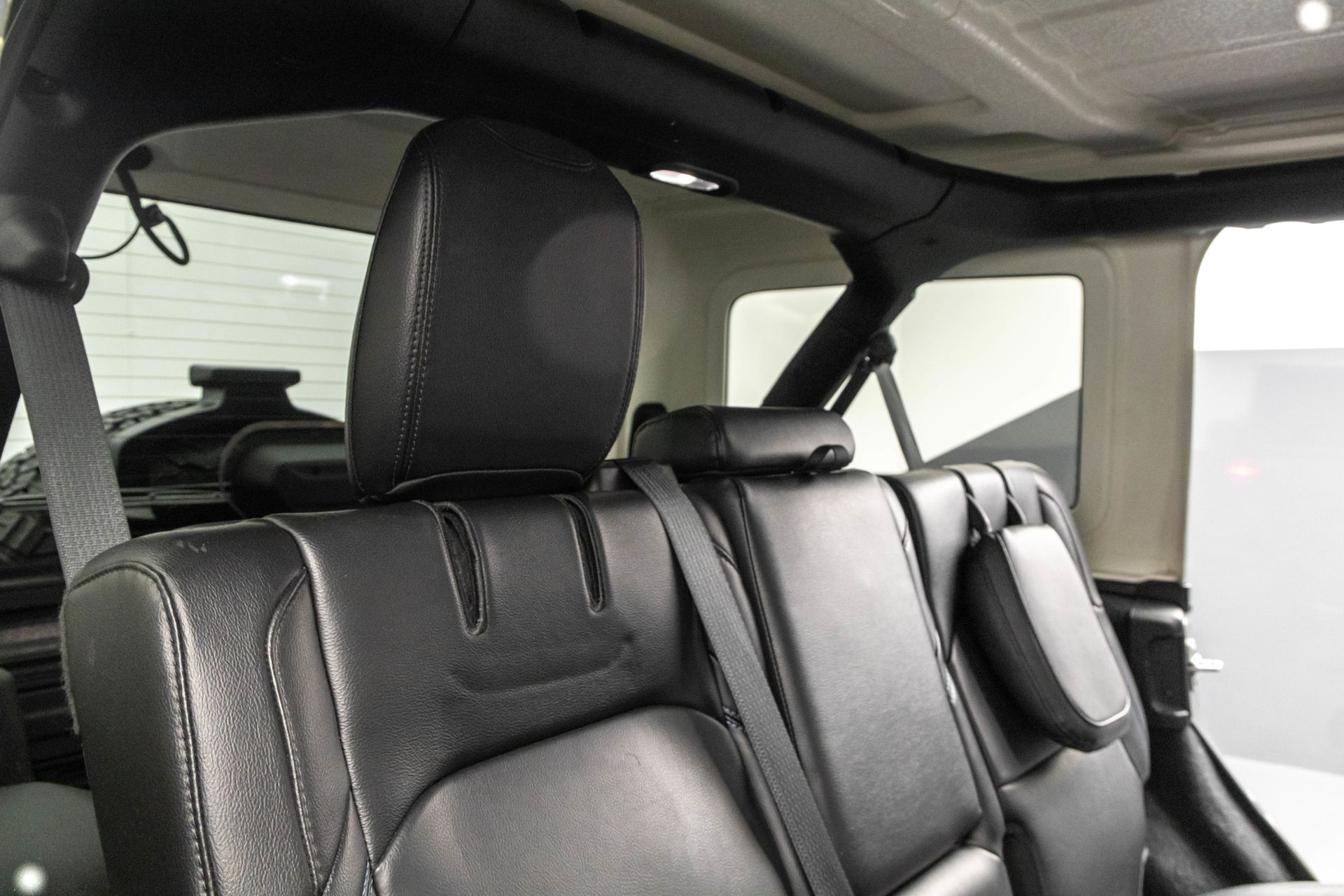 2021 JEEP WRANGLER - Image 33