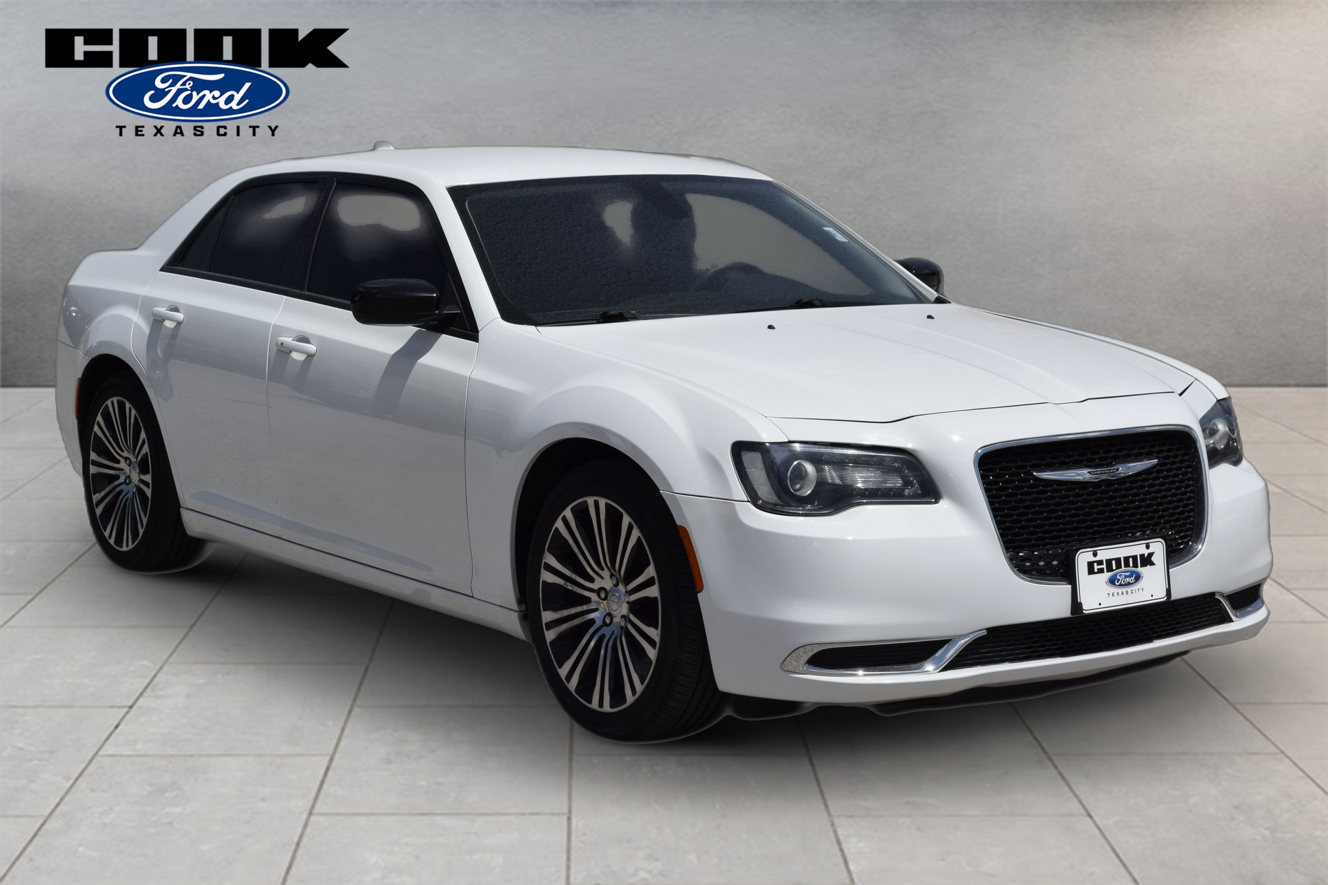 2019 Chrysler 300 Touring White at North Houston Mitsubishi