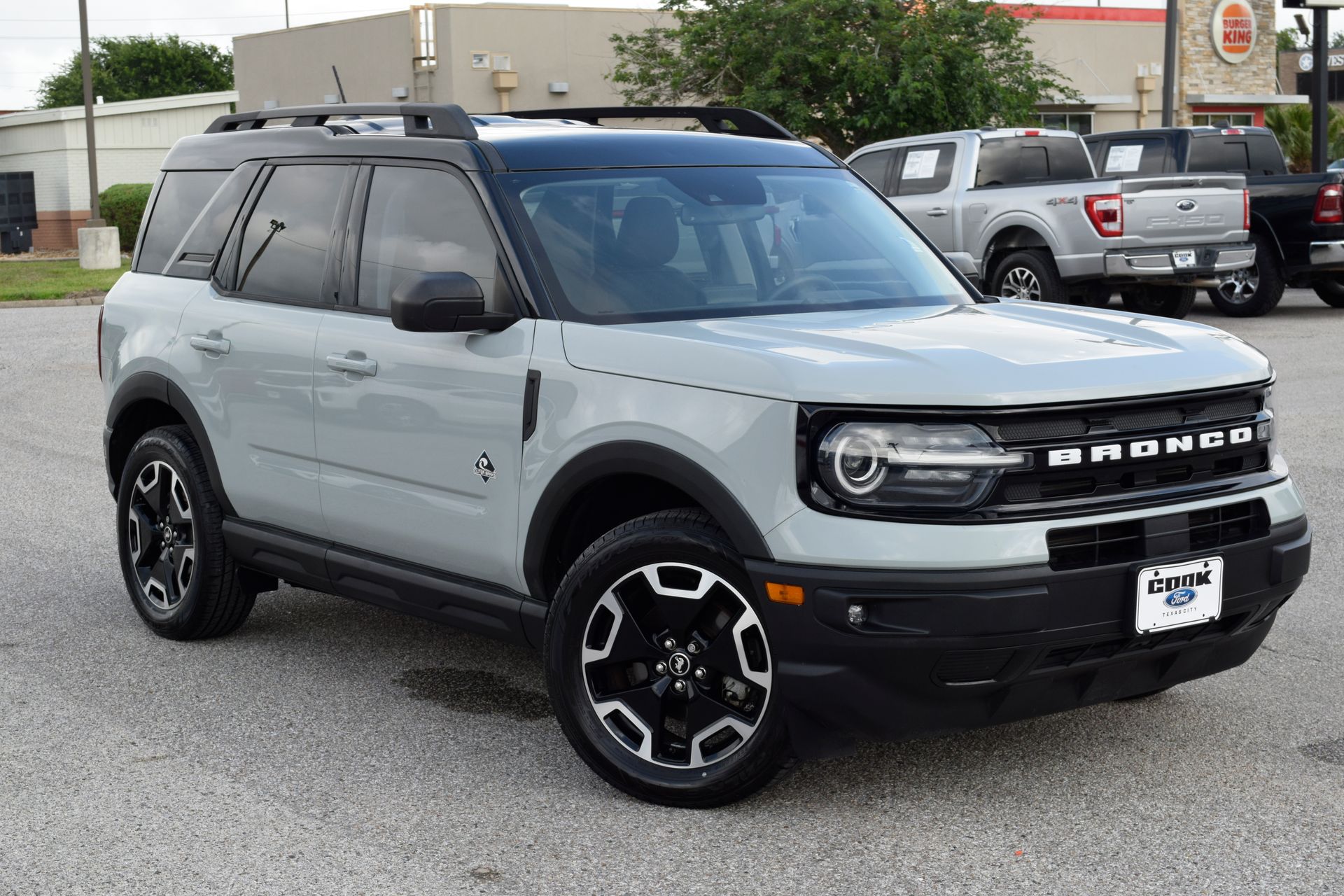 2022 Ford Bronco Sport Outer Banks Green at Classic Elite Chevrolet Sugar Land