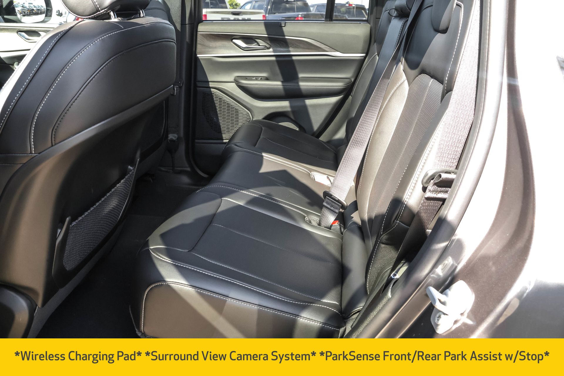 2025 JEEP GRAND CHEROKEE - Image 9