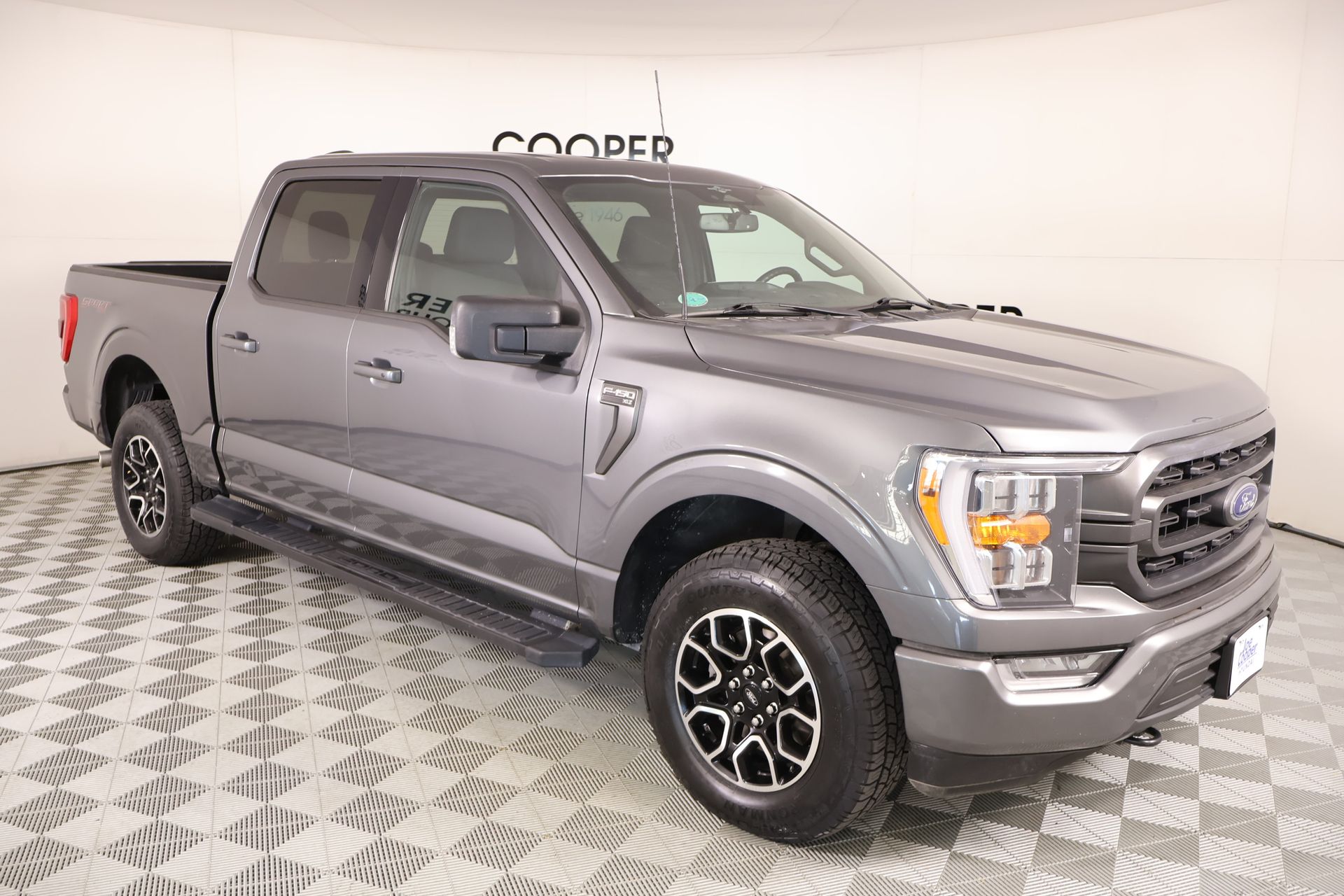 2023 Ford F-150 XLT SuperCrew 4WD