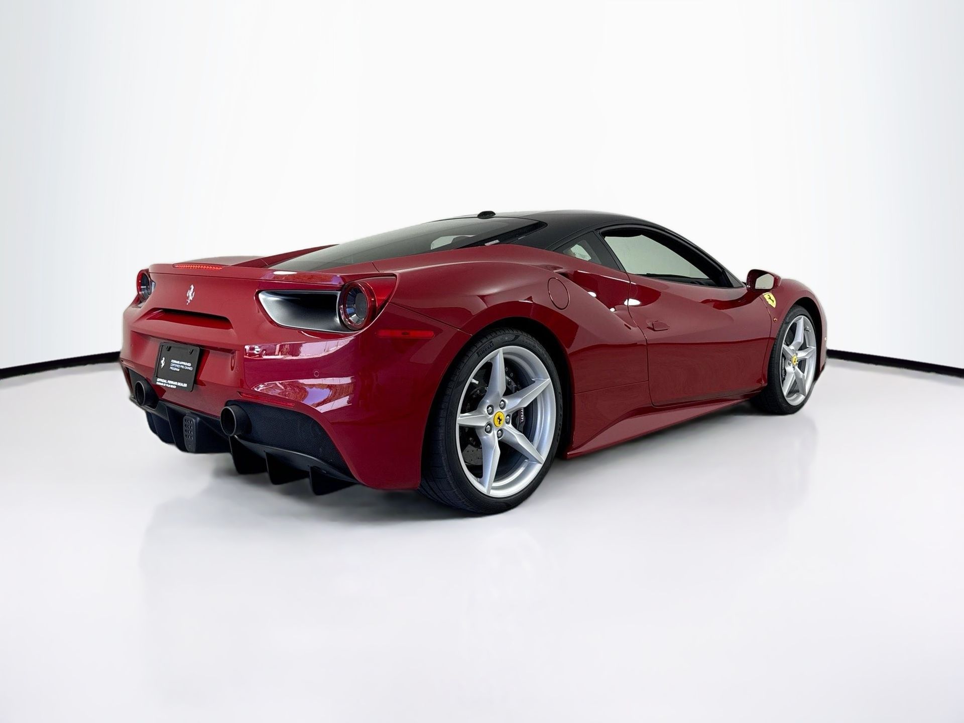 Certified Used 2019 Rosso Mugello Ferrari Base image 7