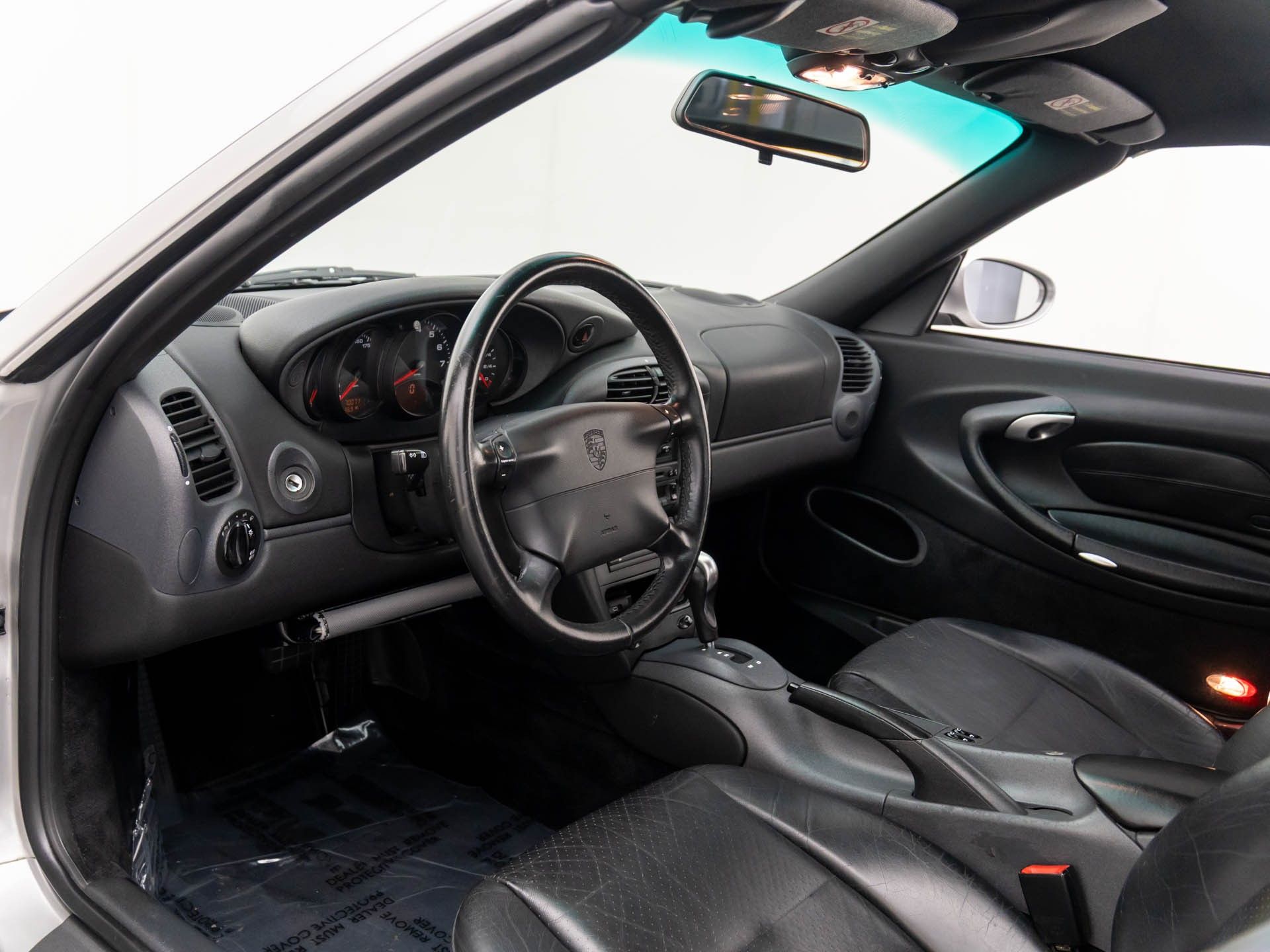1999 Porsche 911 Carrera 4 photo
