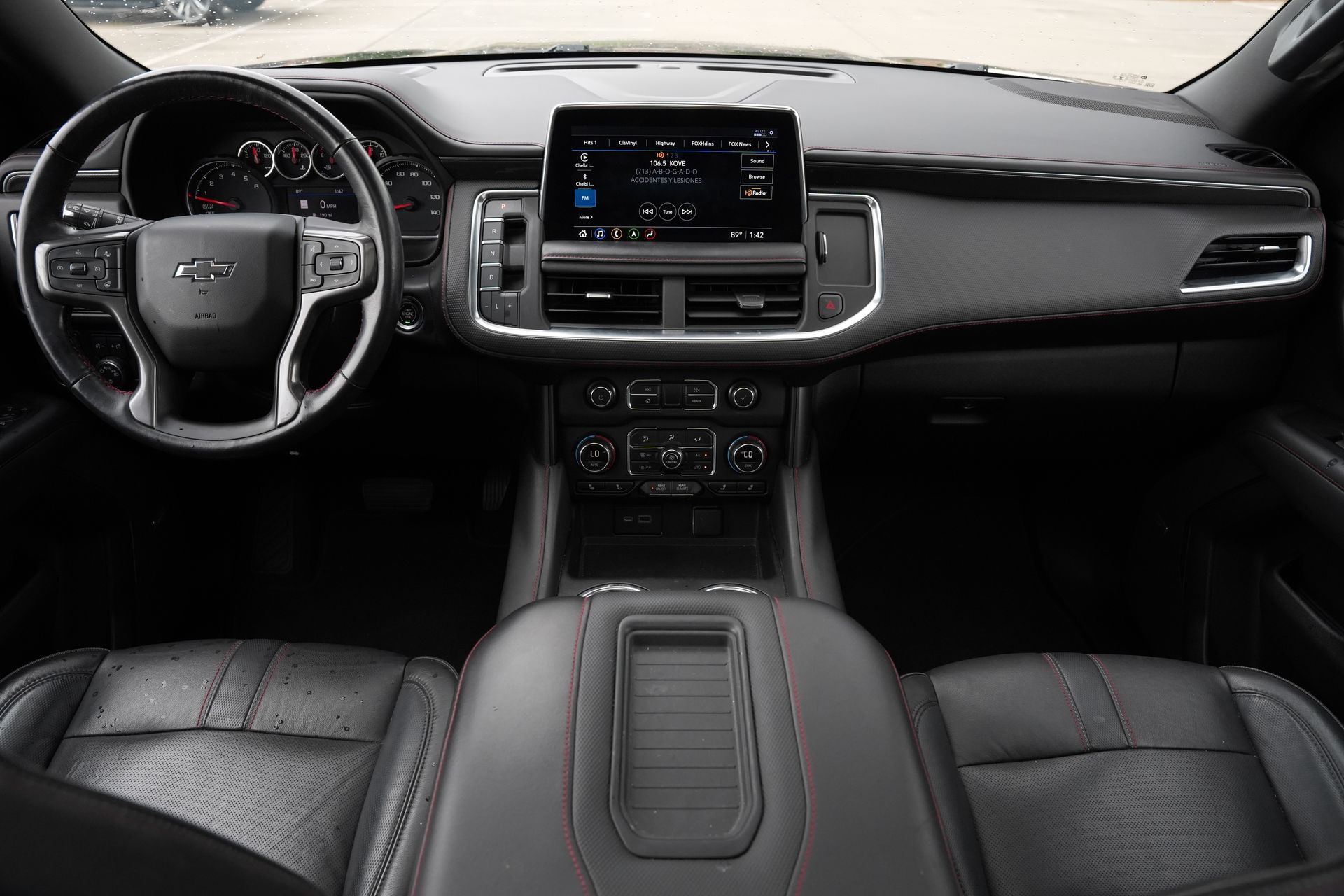 View vehicle photo 7