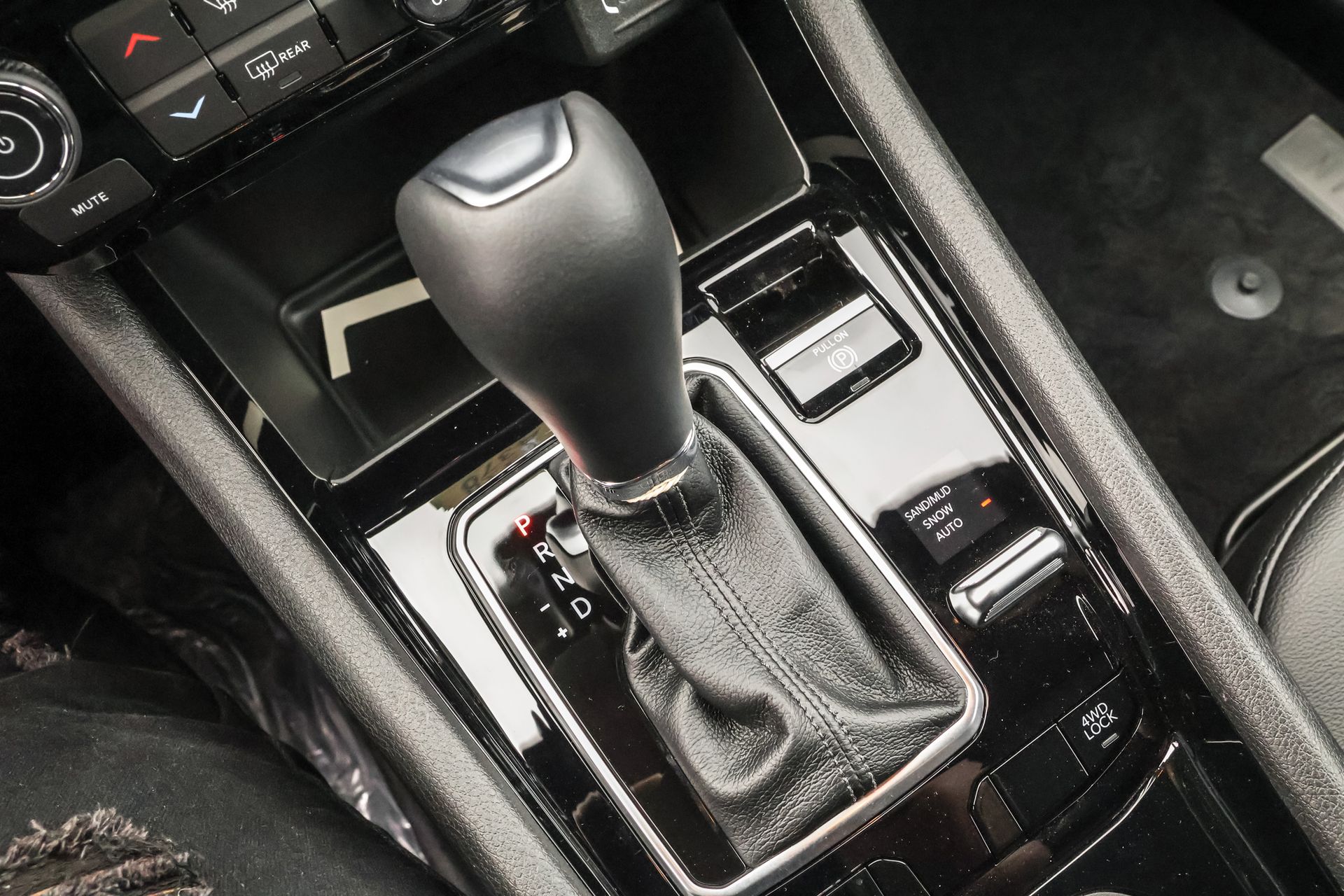 2025 JEEP COMPASS - Image 21