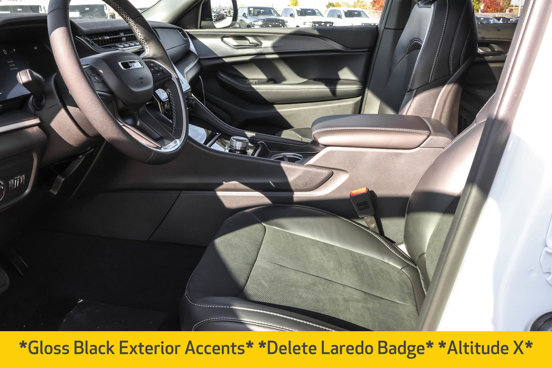 2025 JEEP GRAND CHEROKEE - Image 5