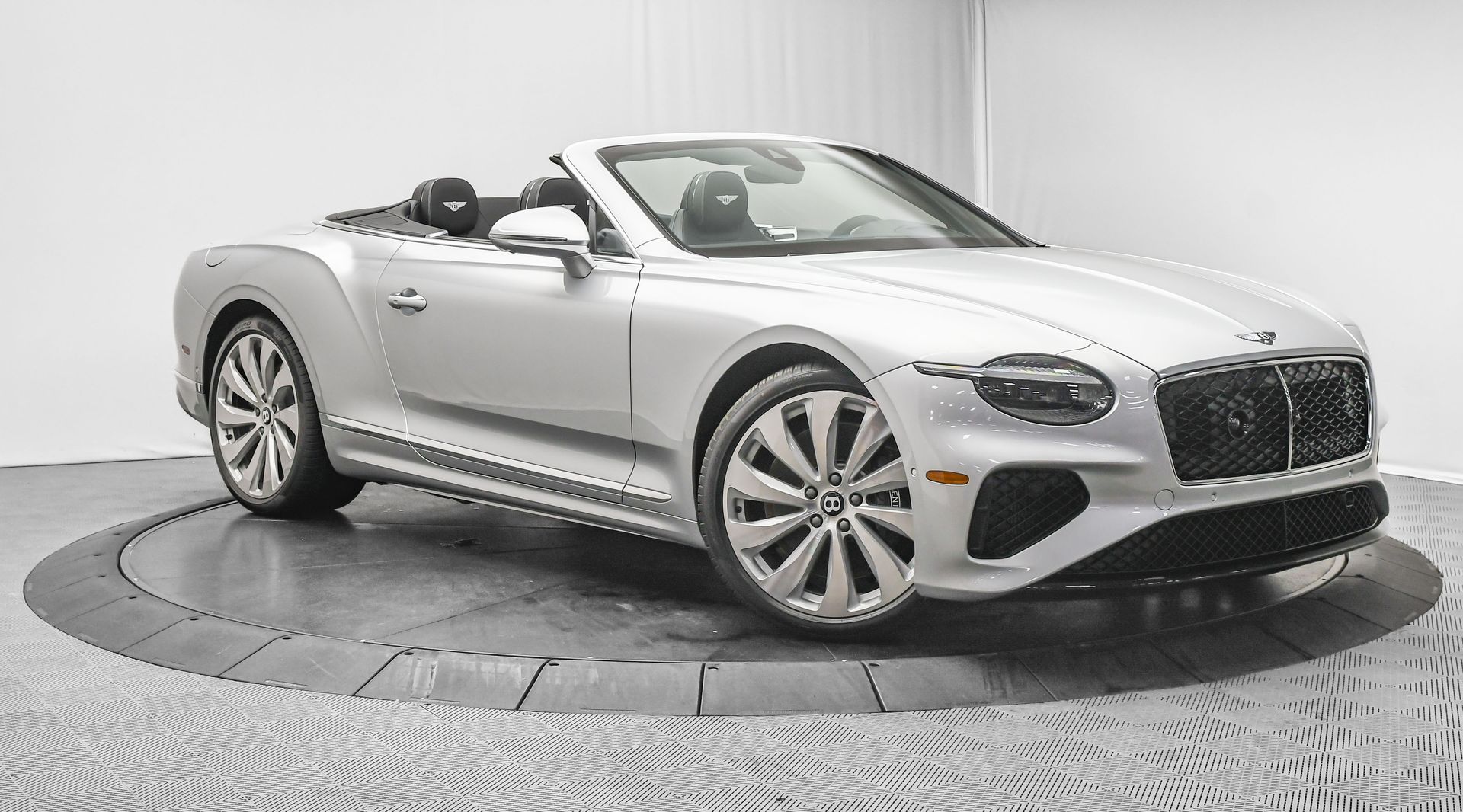 2026 Bentley Continental GTC's photo