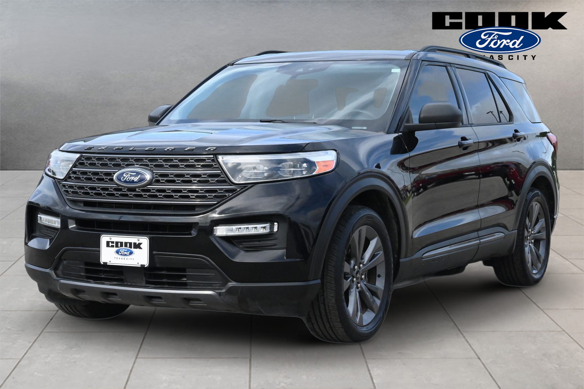 2021 Ford Explorer XLT Black at Ultimate Motorsports