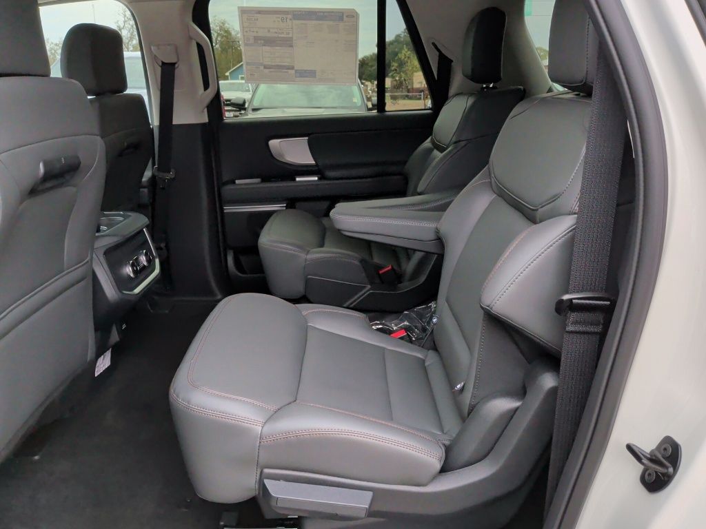 2025 Ford Expedition Max Active - 10