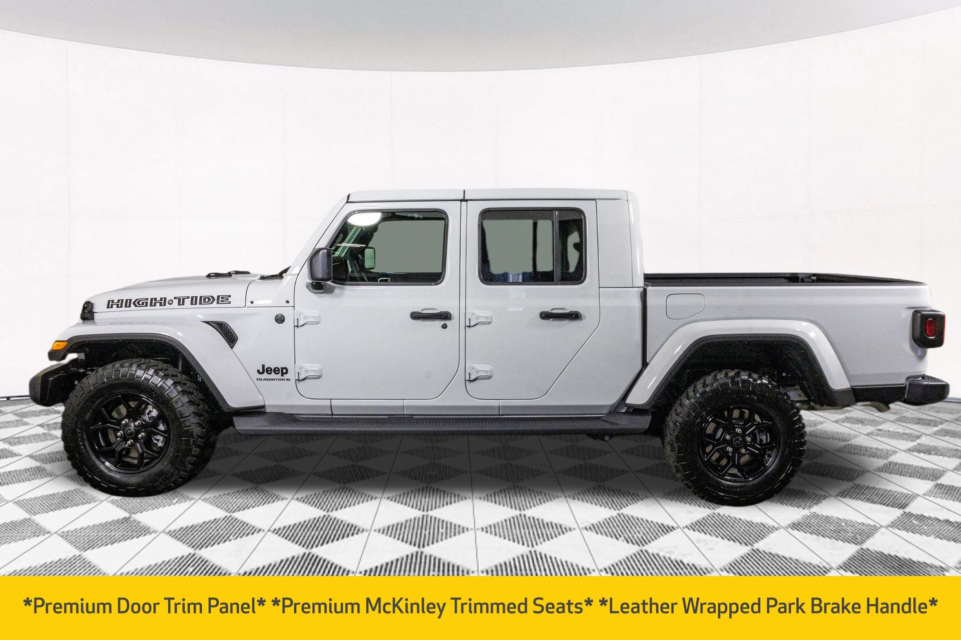 2025 JEEP GLADIATOR - Image 16