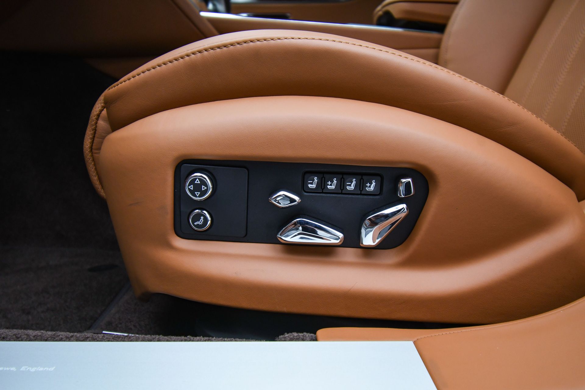 2026 Bentley Flying Spur - Photo 39