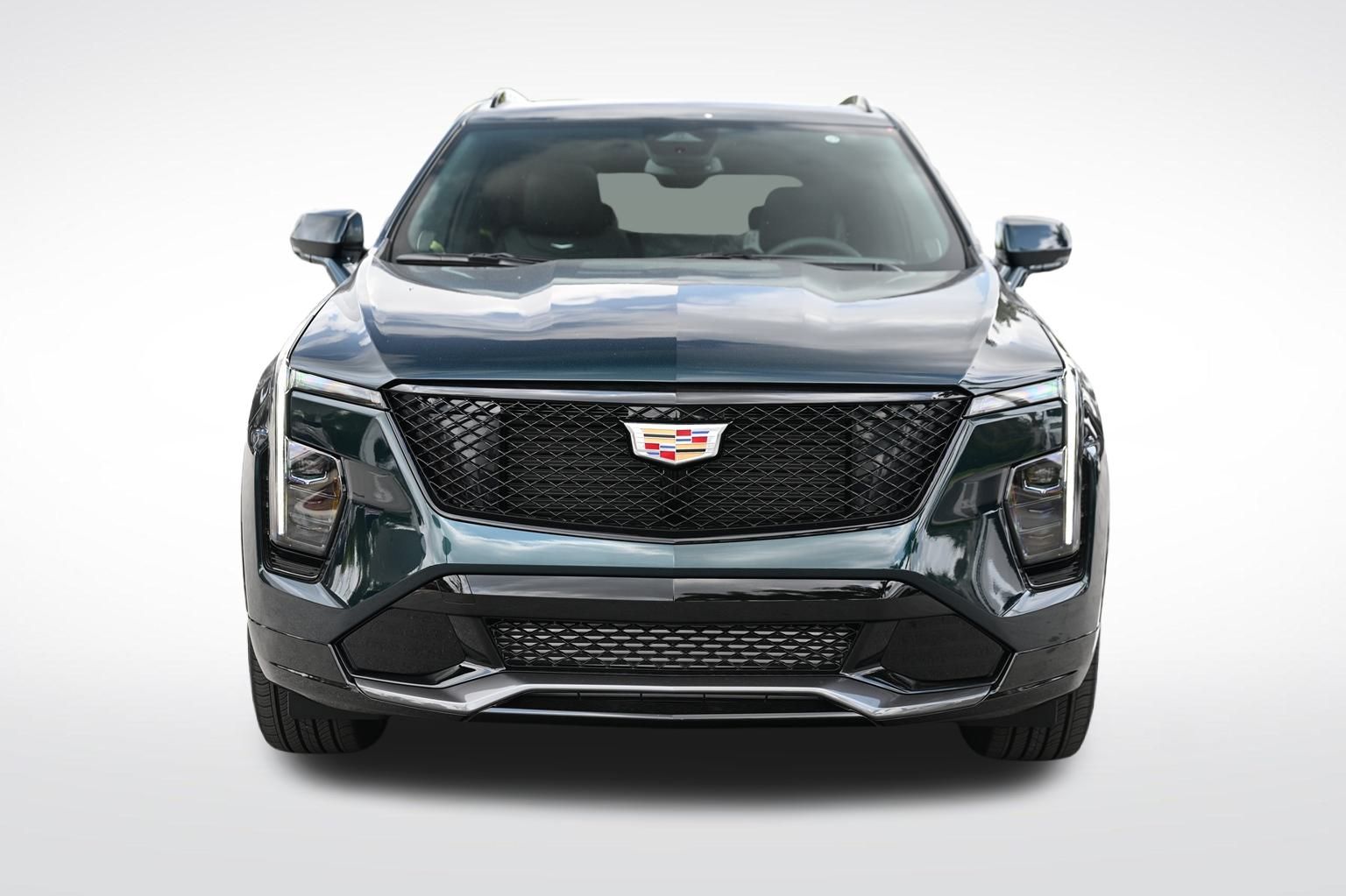 2024 Cadillac XT4 Sport 8