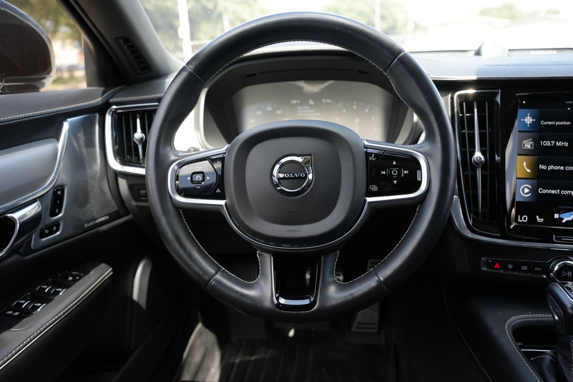 2021 Volvo S90 T6 R-Design - 5