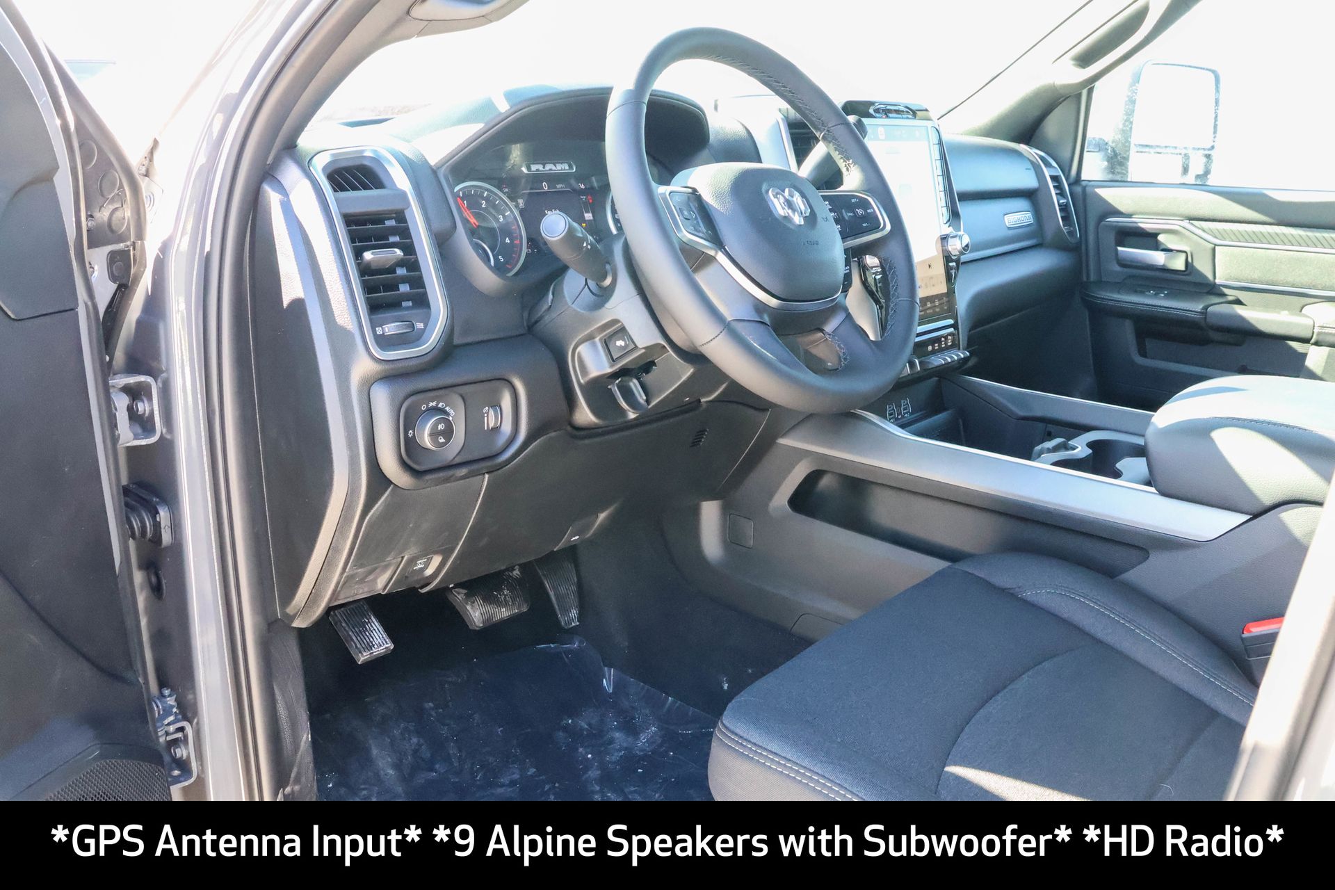 2026 RAM 3500 - Image 4