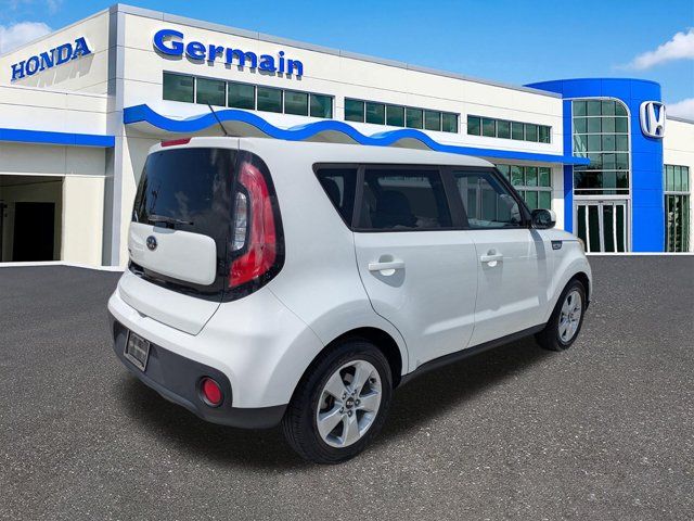 Used 2018 Clear White Kia Base image 5