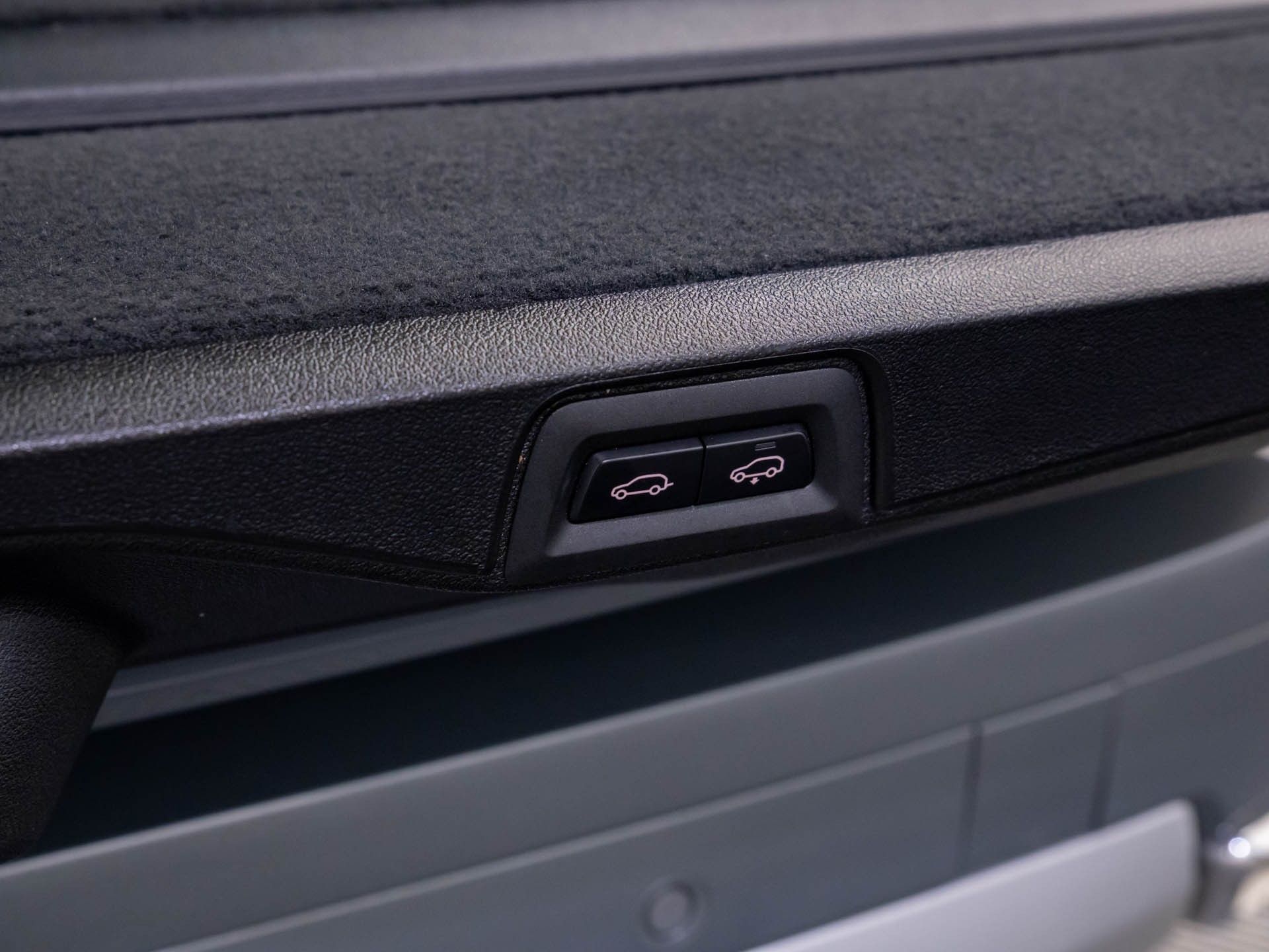 2023 BMW X7 xDrive40i photo