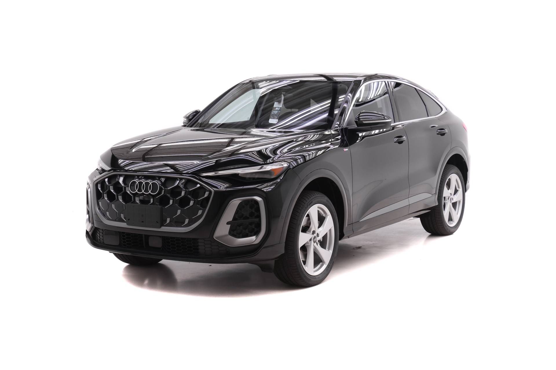 Mythos Black Metallic 2026 Audi Q5 Sportback quattro Premium Plus TFSI Sedan All-Wheel Drive 7-Speed Automatic