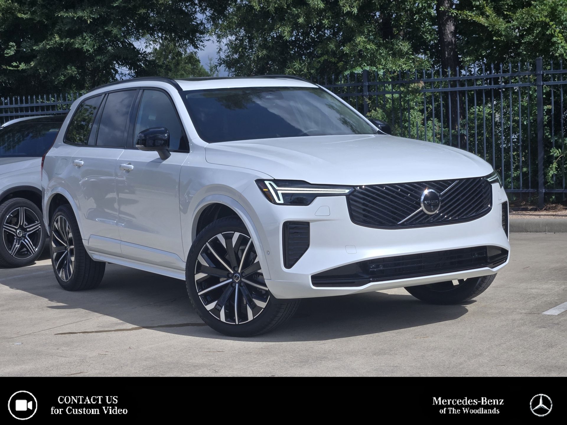 Crystal White Pearl 2026 Volvo XC90 SUV / Crossover All-Wheel Drive Automatic