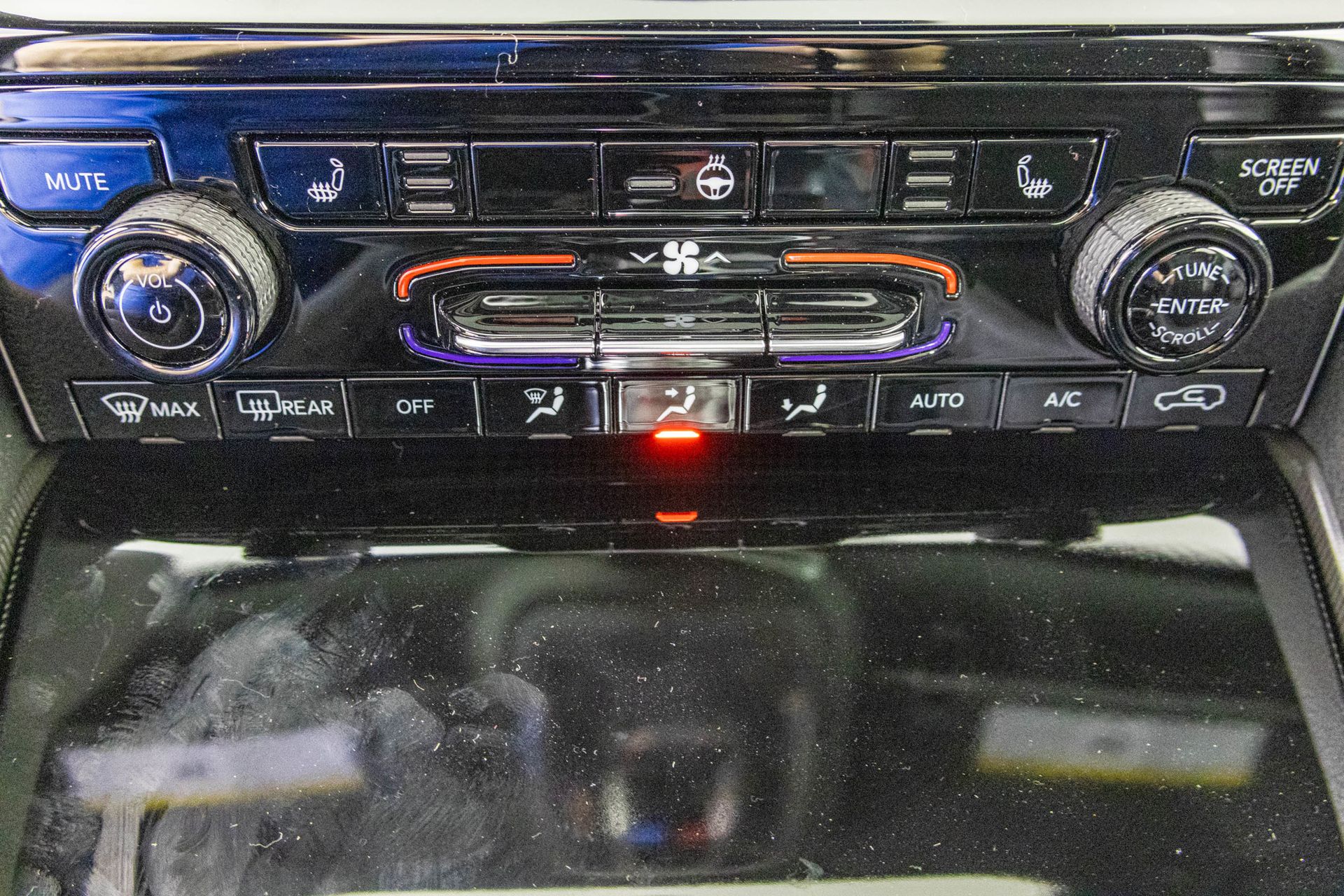 2025 JEEP GRAND CHEROKEE L - Image 25