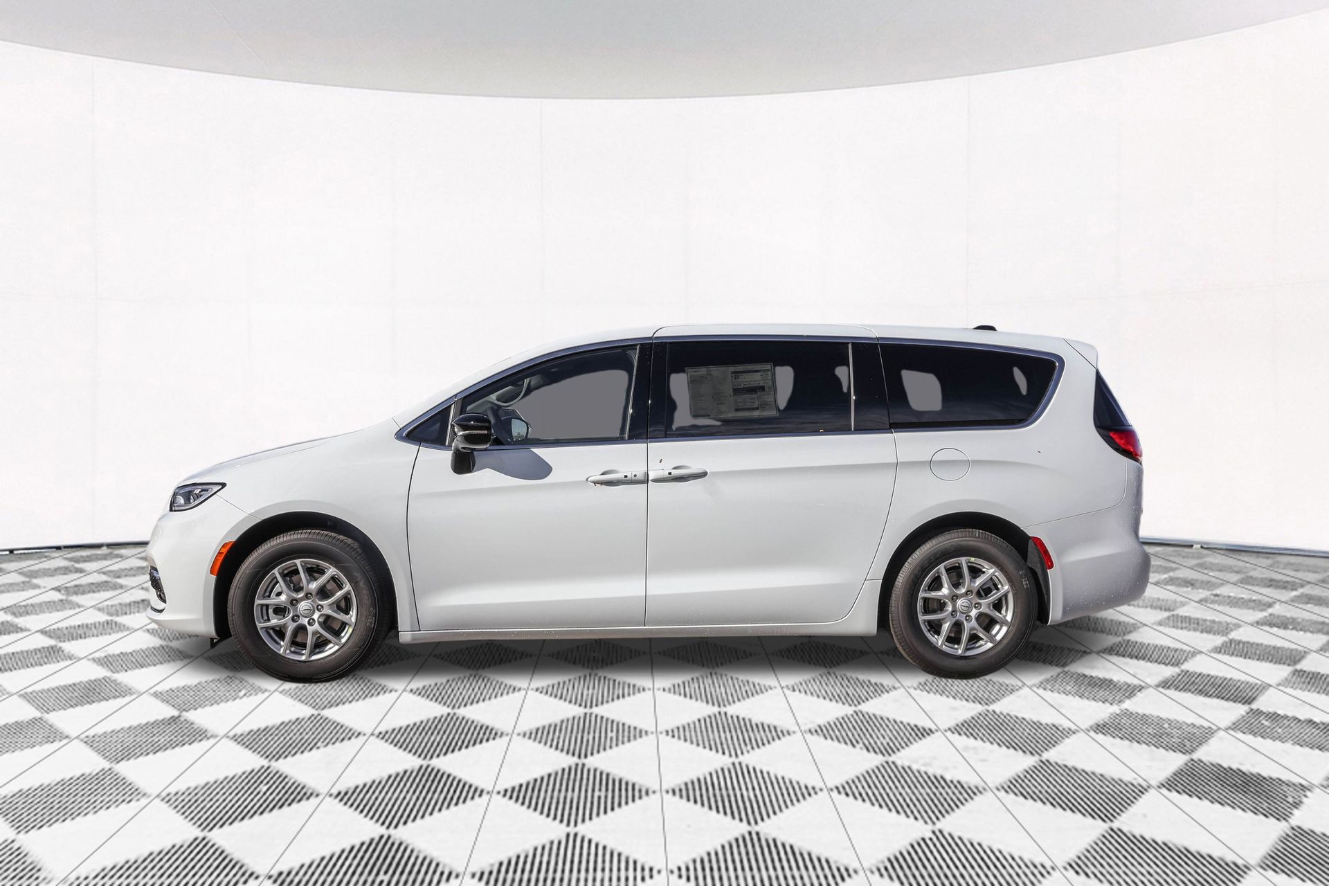 2026 CHRYSLER PACIFICA - Image 6