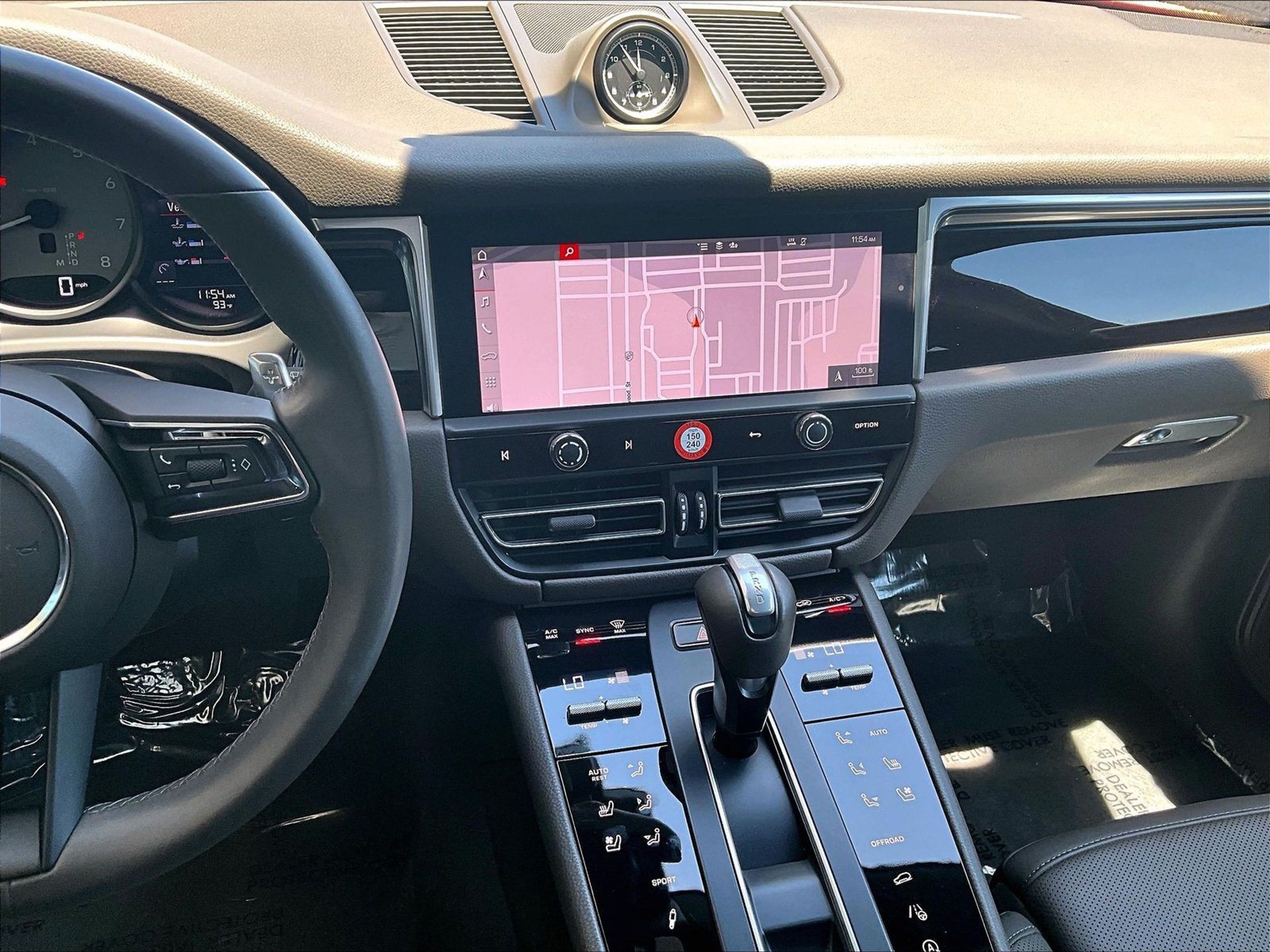 2023 Macan S picture #15