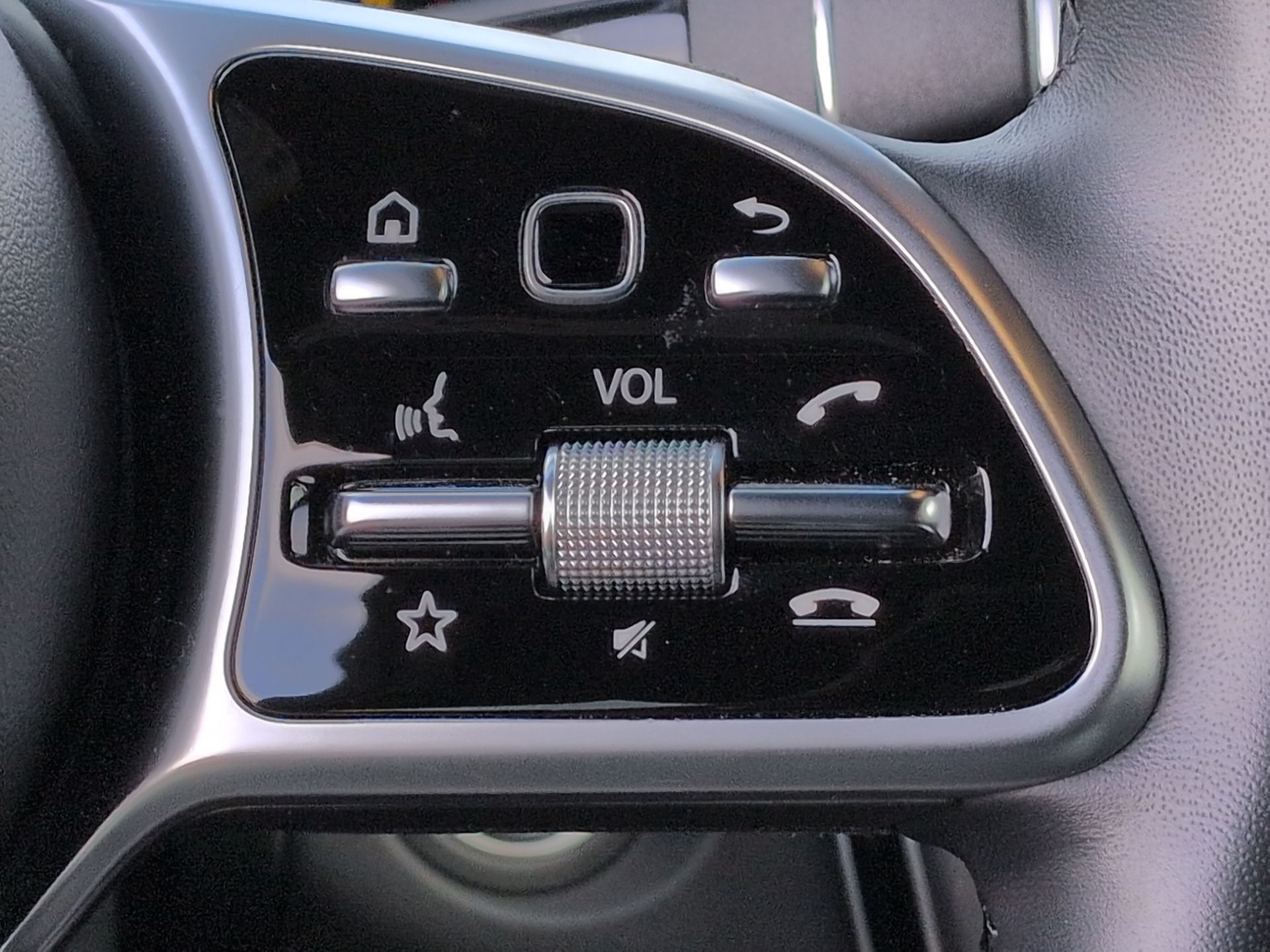 used 2022 Mercedes-Benz GLC car, priced at $33,999