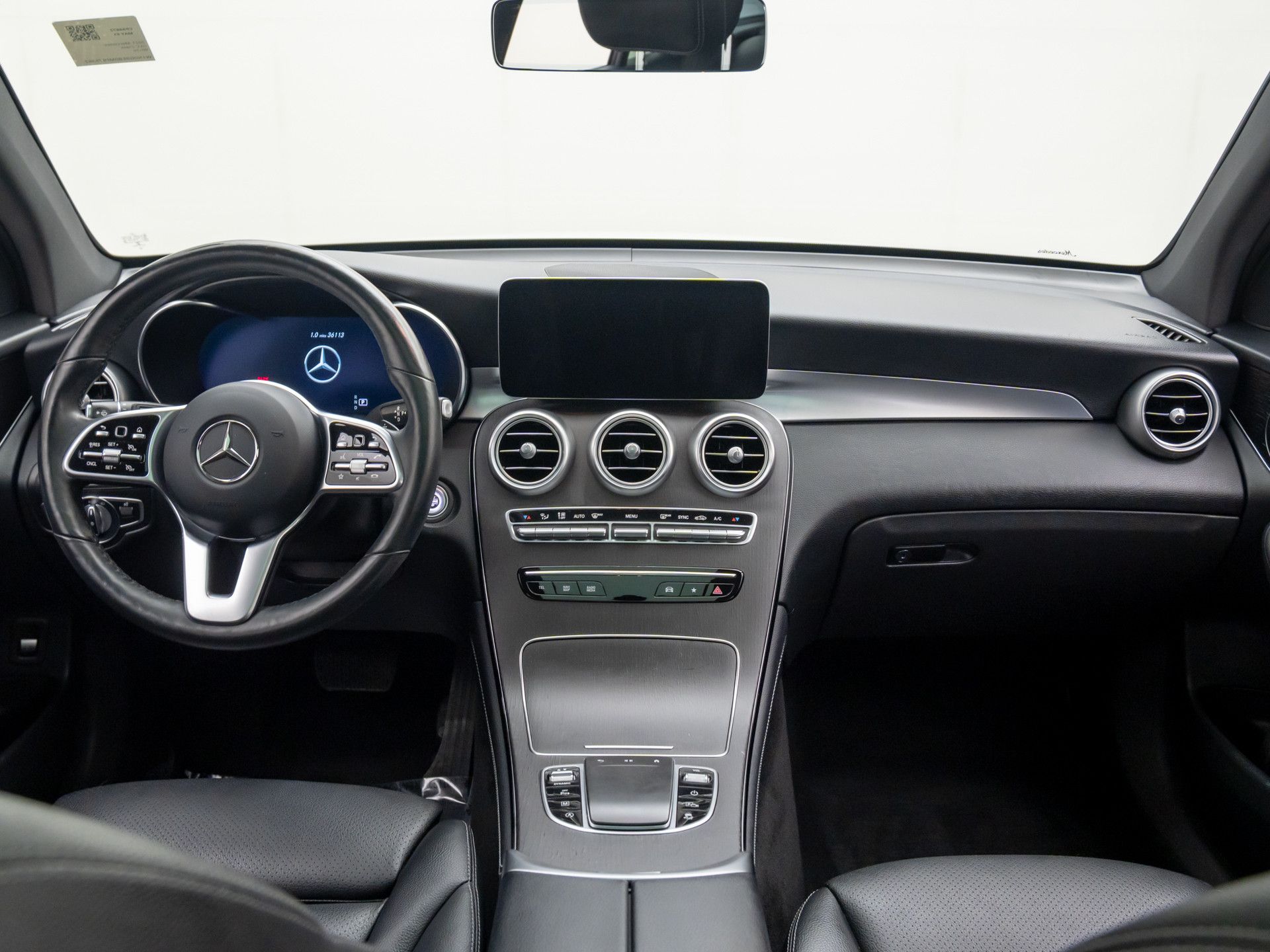 2021 Mercedes-Benz GLC GLC 300 photo