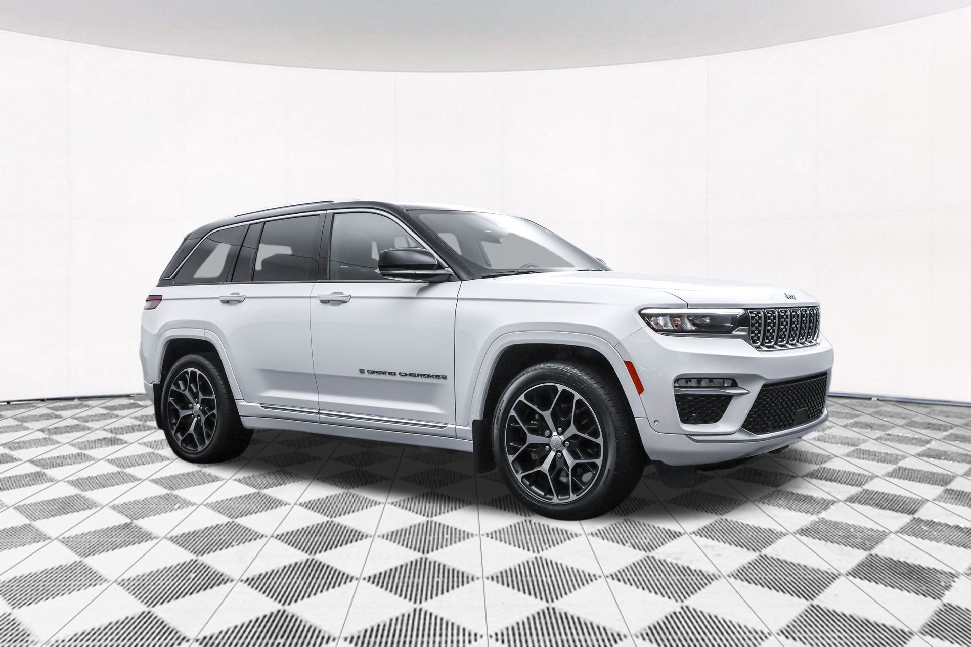 2022 JEEP GRAND CHEROKEE - Image 45
