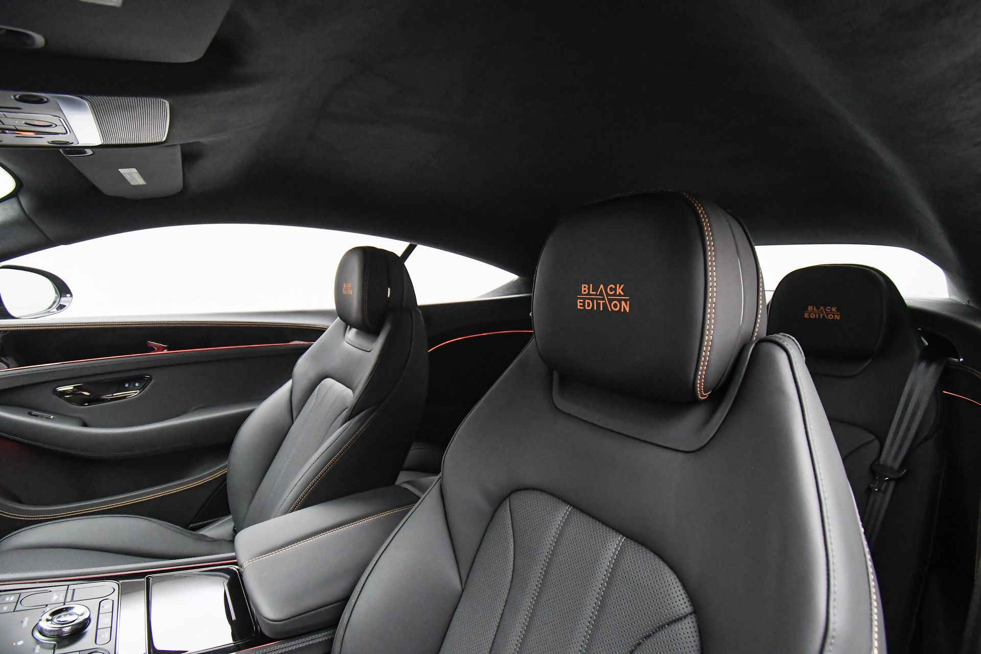 2025 Bentley Continental GT Black Edition - Photo 54