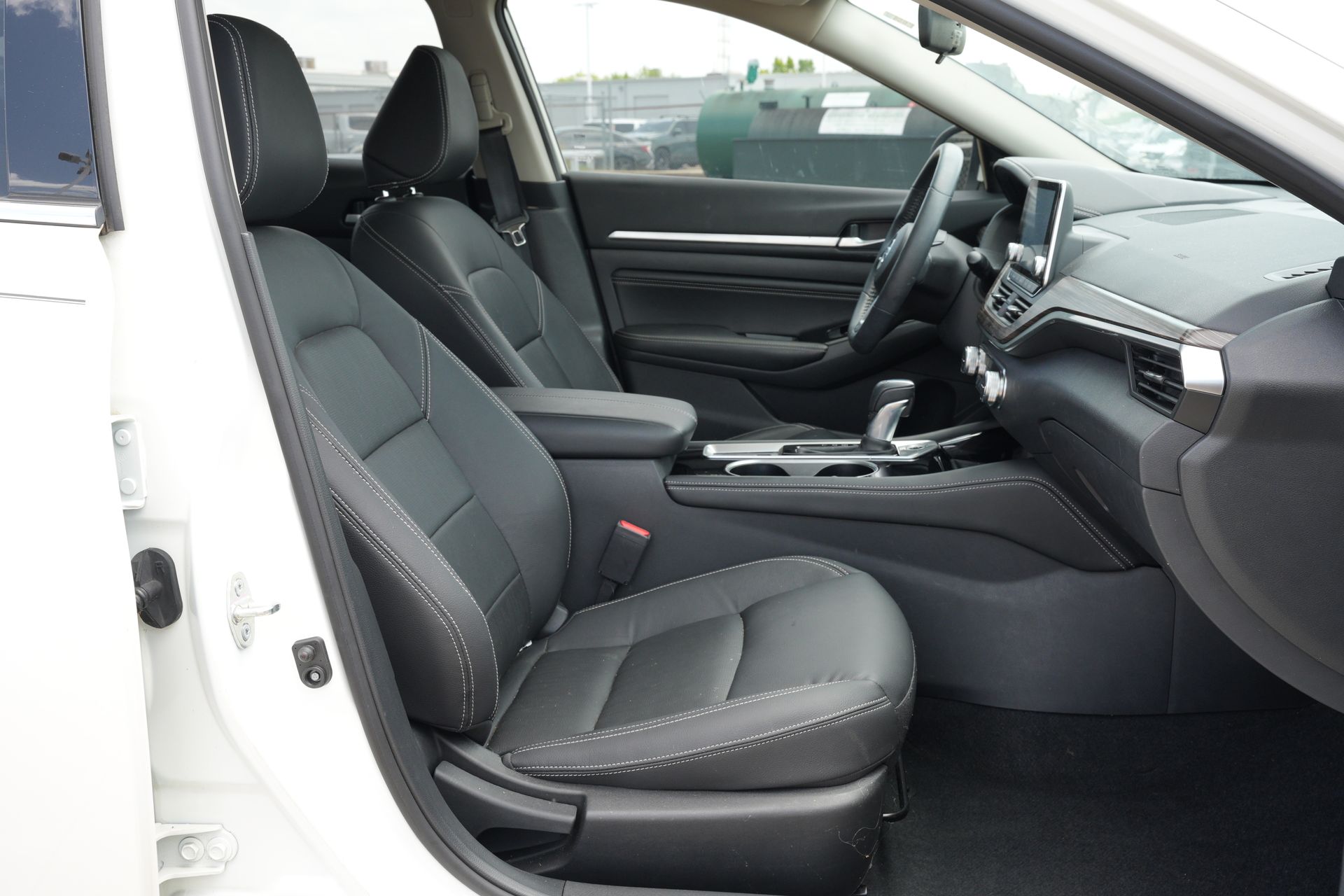 2022 Nissan Altima 2.5 SL White at DeMontrond Gulf Freeway