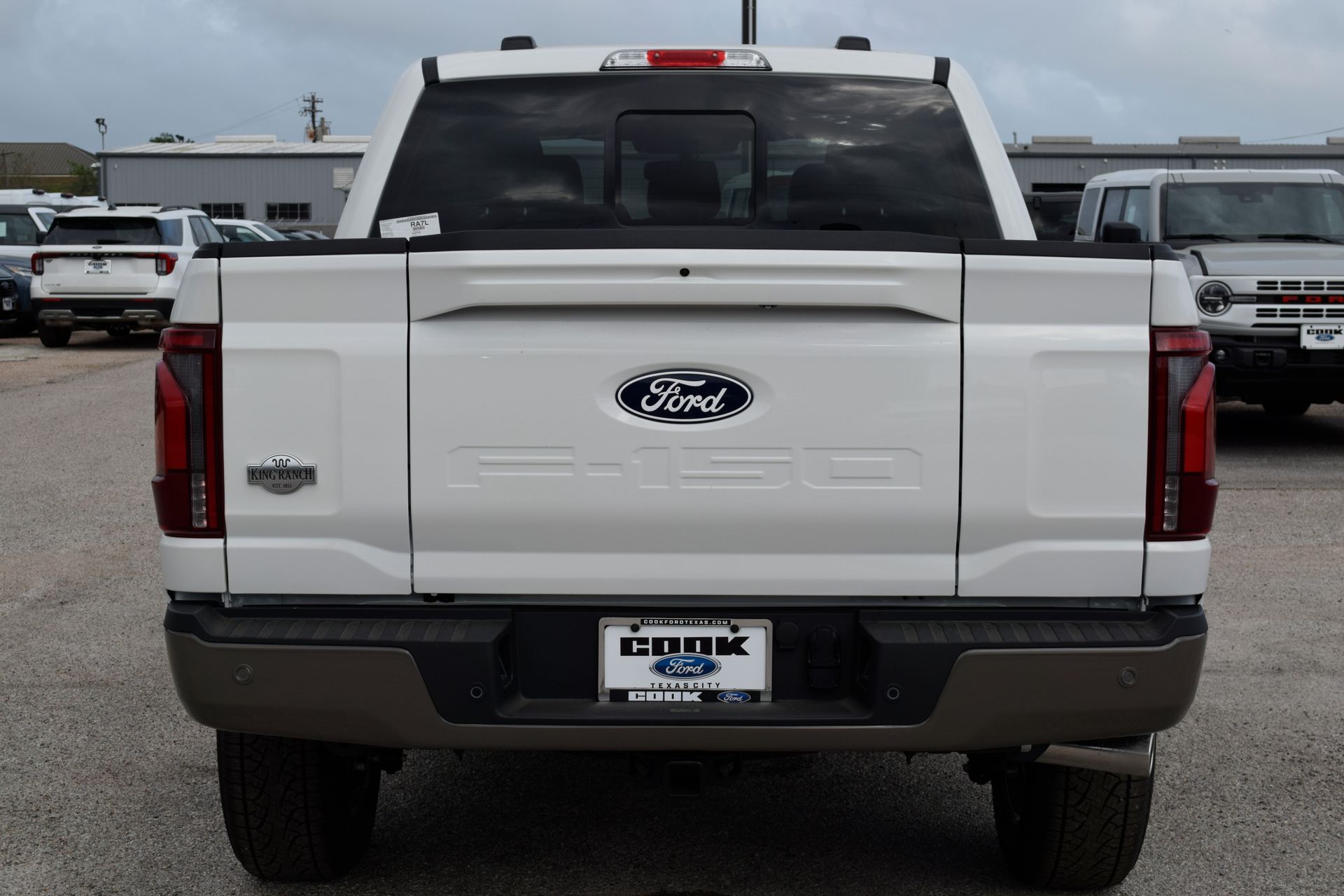 View vehicle photo 5