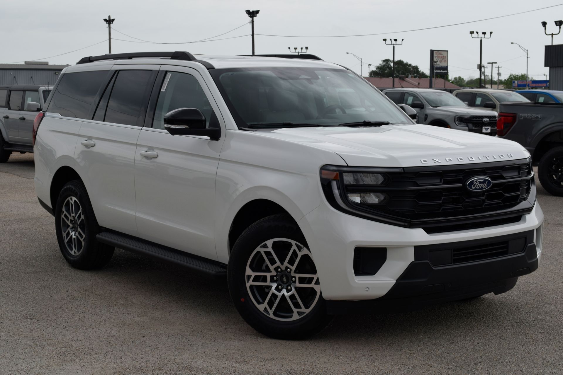 2026 Ford Expedition Active White at EAG Ford Navasota