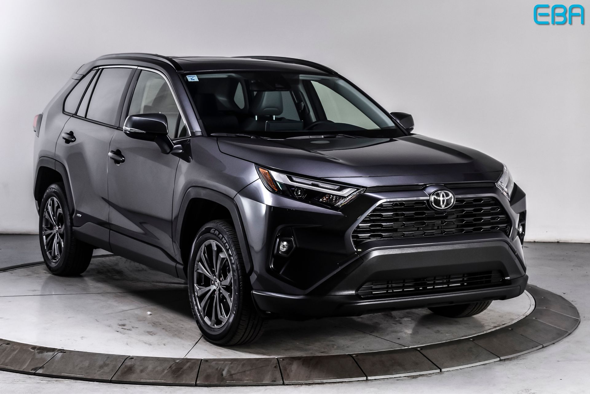 2025 Toyota RAV4 Hybrid XLE Premium AWD's photo