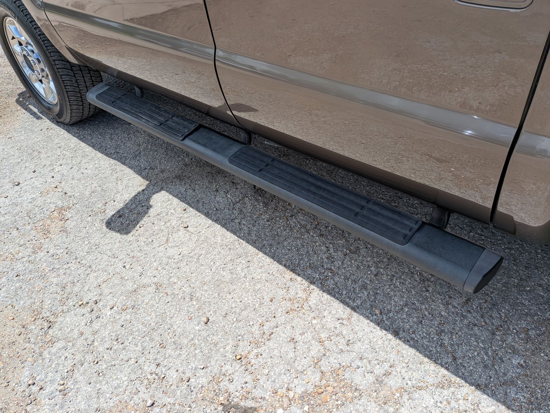 2016 Ford F-350SD Lariat Brown at Autostrade