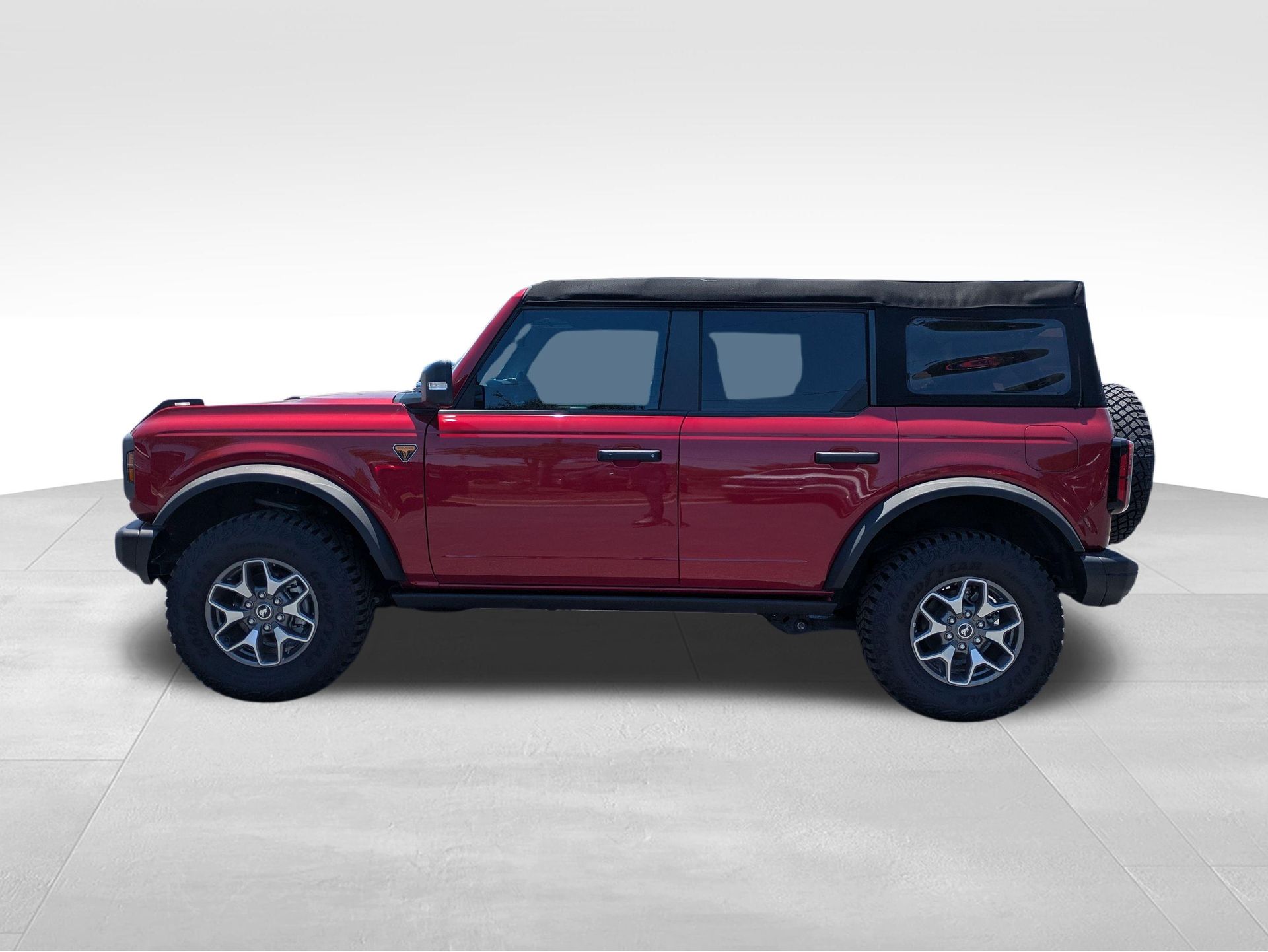 2025 Ford Bronco Badlands - 8