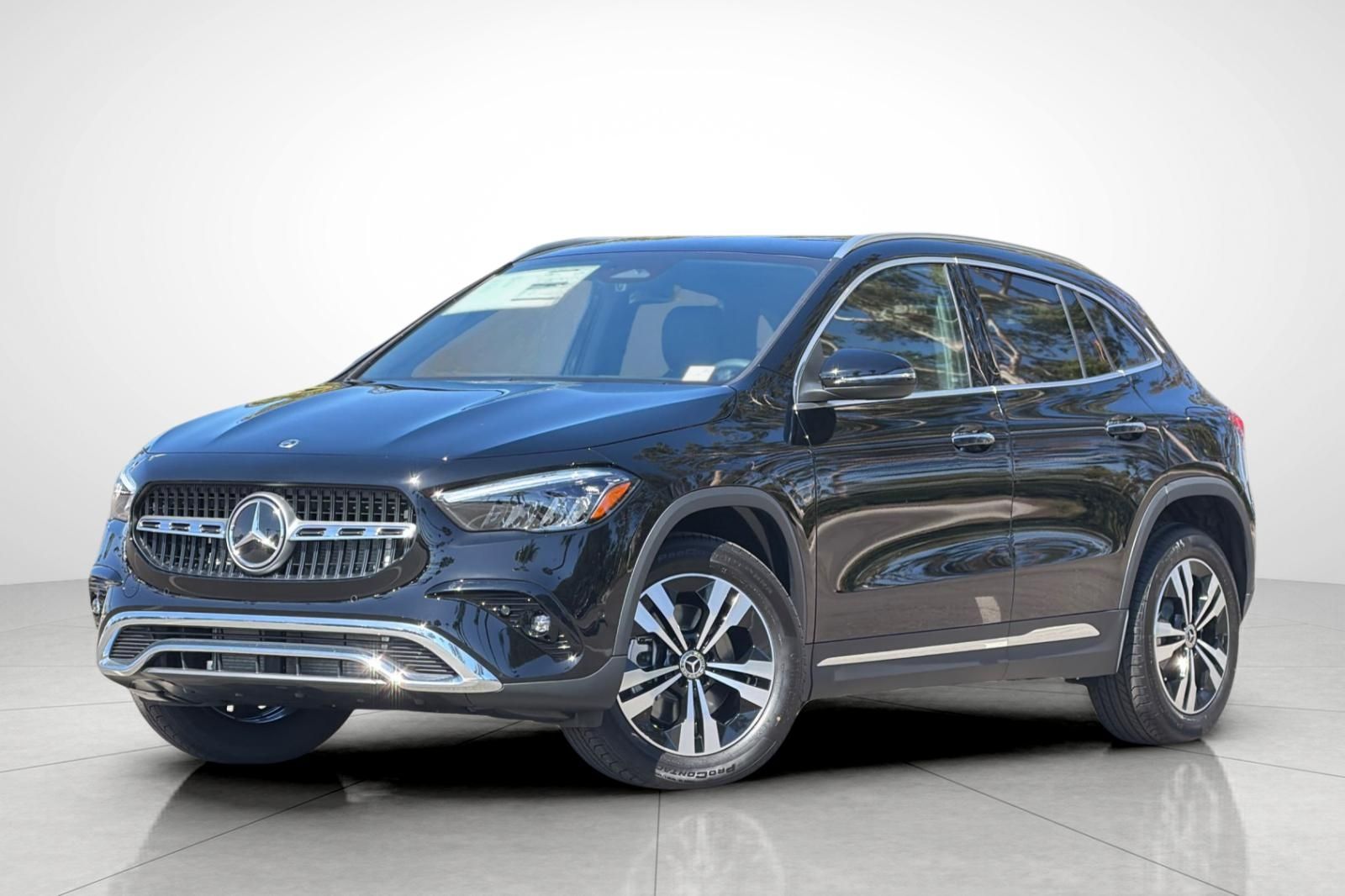 Night Black 2026 Mercedes-Benz GLA SUV / Crossover Front-Wheel Drive 8-Speed Dual Clutch