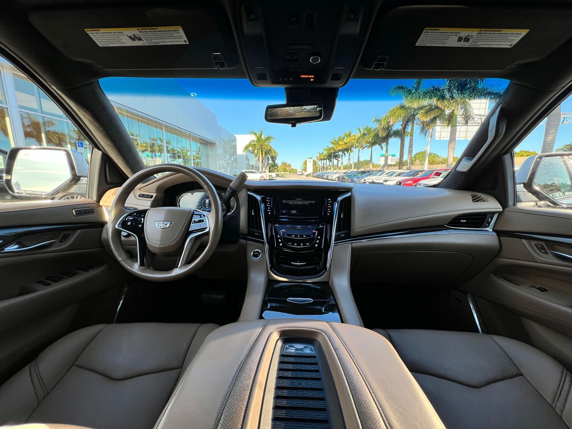 2018 Cadillac Escalade ESV Platinum Edition 12